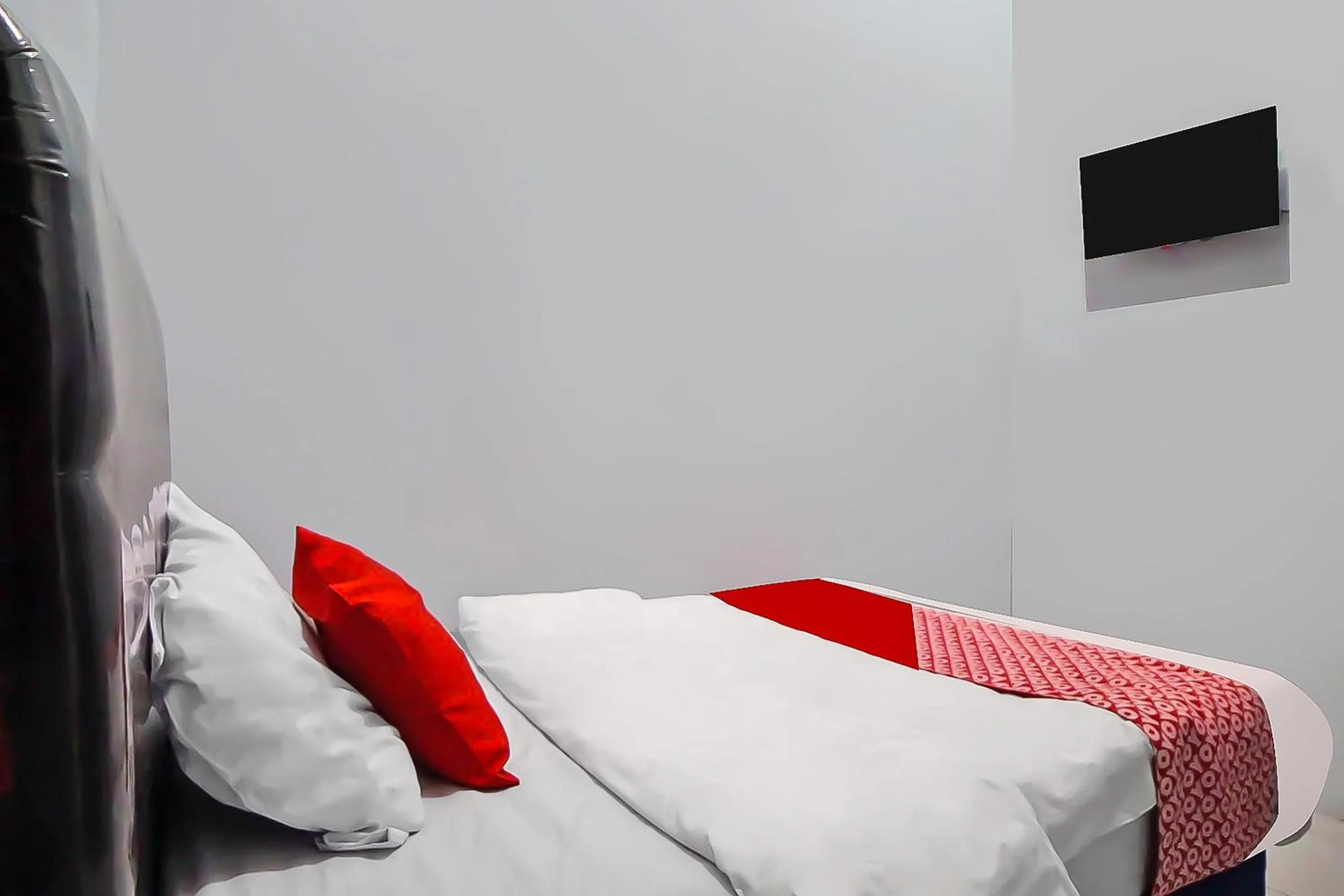 Bedroom, Bed in Hotel O N Guesthouse