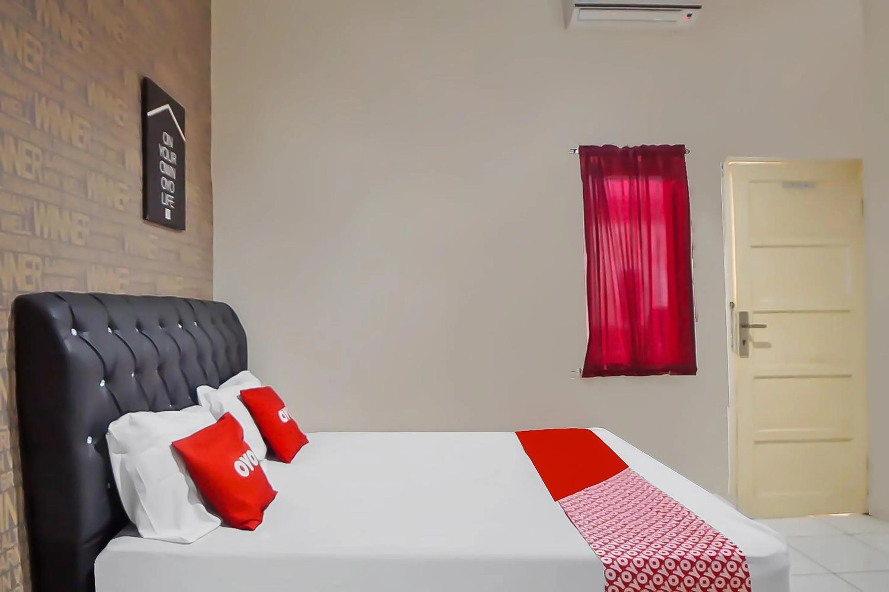 Bedroom, Bed in Hotel O N Guesthouse