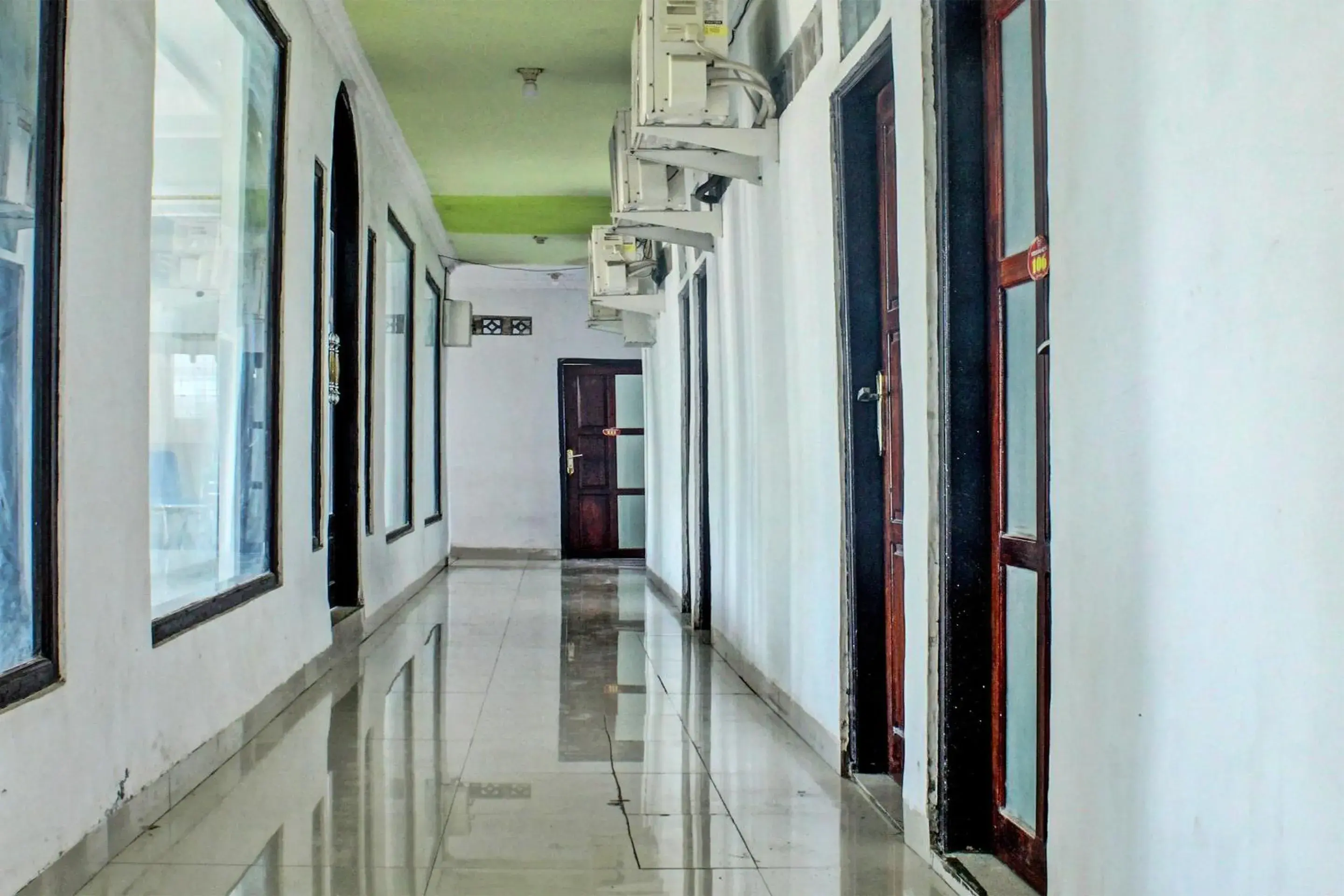 Lobby or reception in Hotel O Yotowawa NearBukit Cinta Lobby or reception in Hotel O Yotowawa NearBukit Cinta