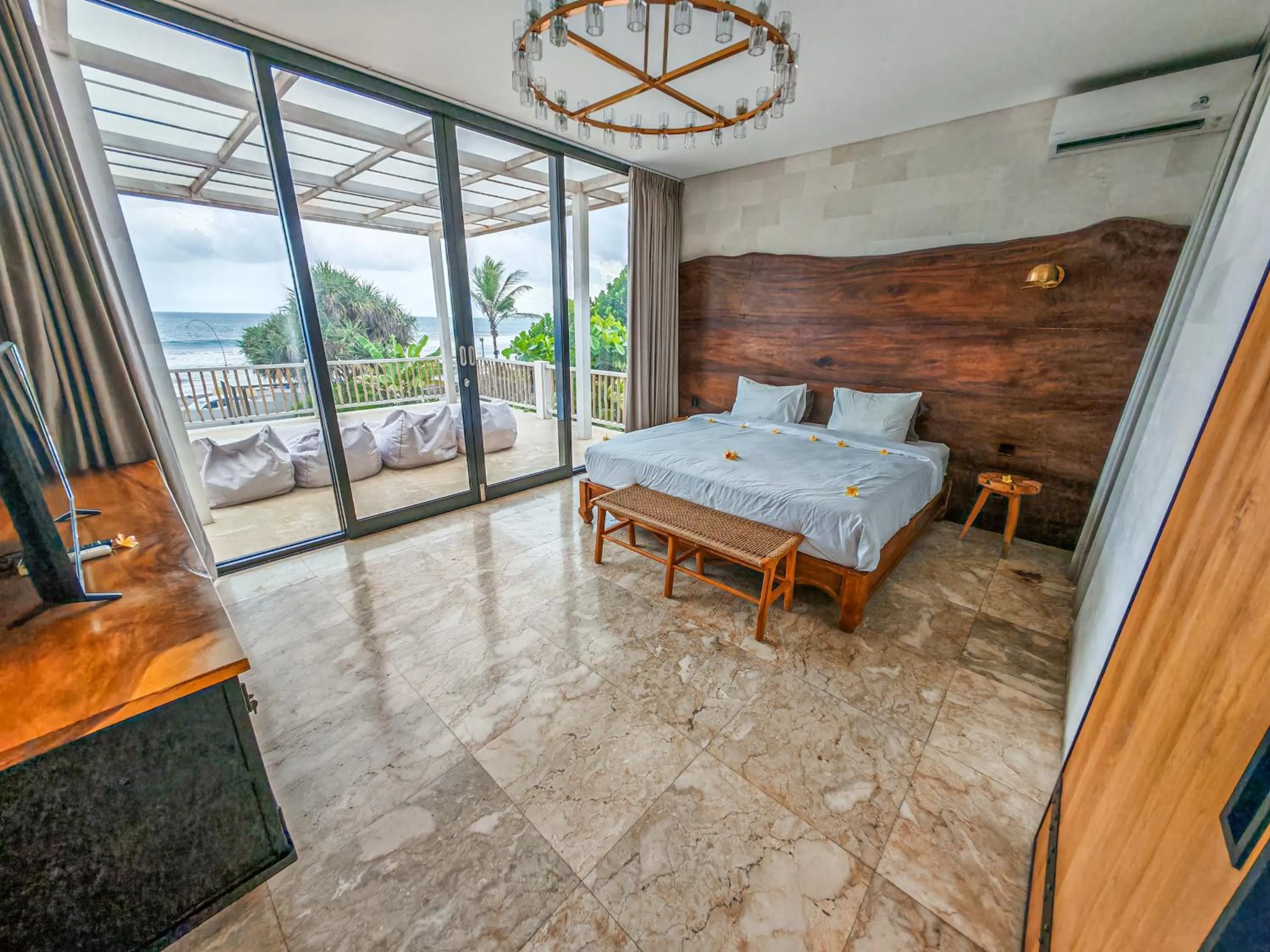 Bed in Ketewel Beach Villas and Spa