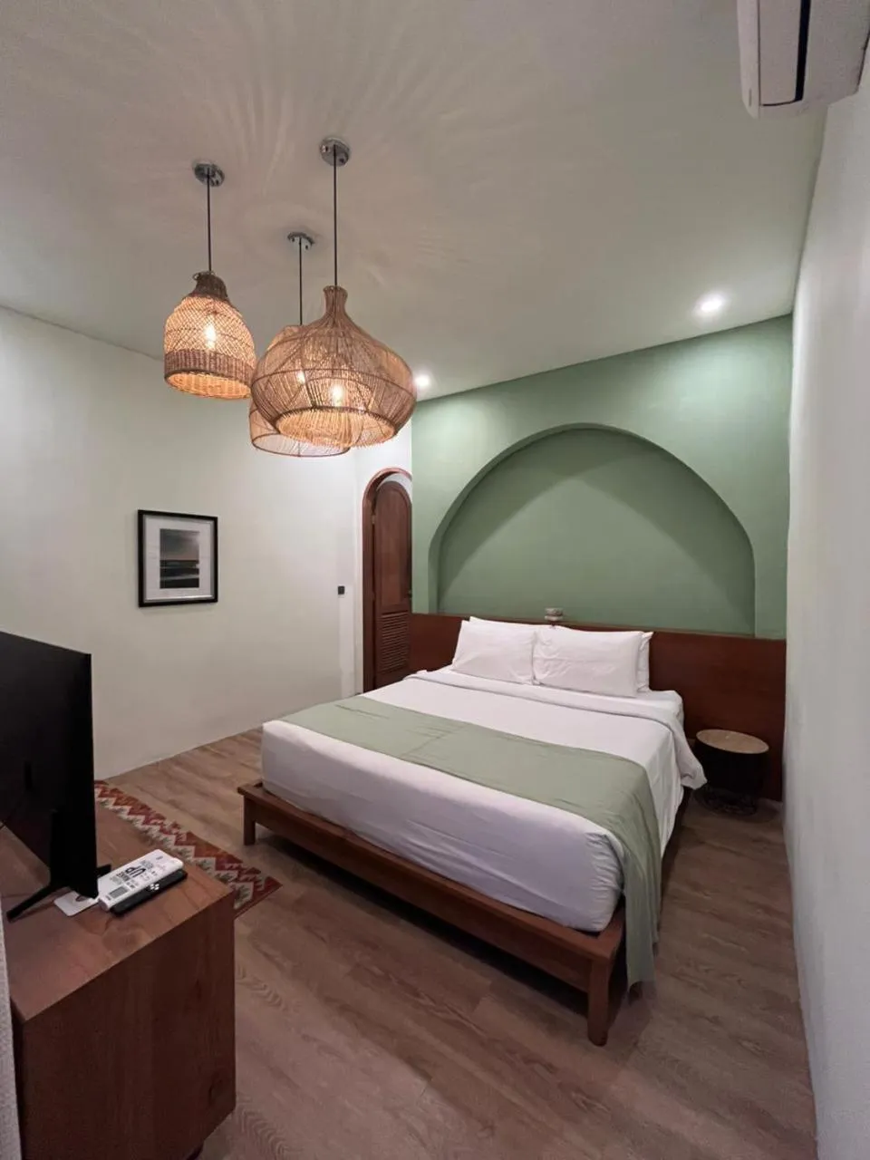 Bedroom, Bed in Leafy Home Canggu