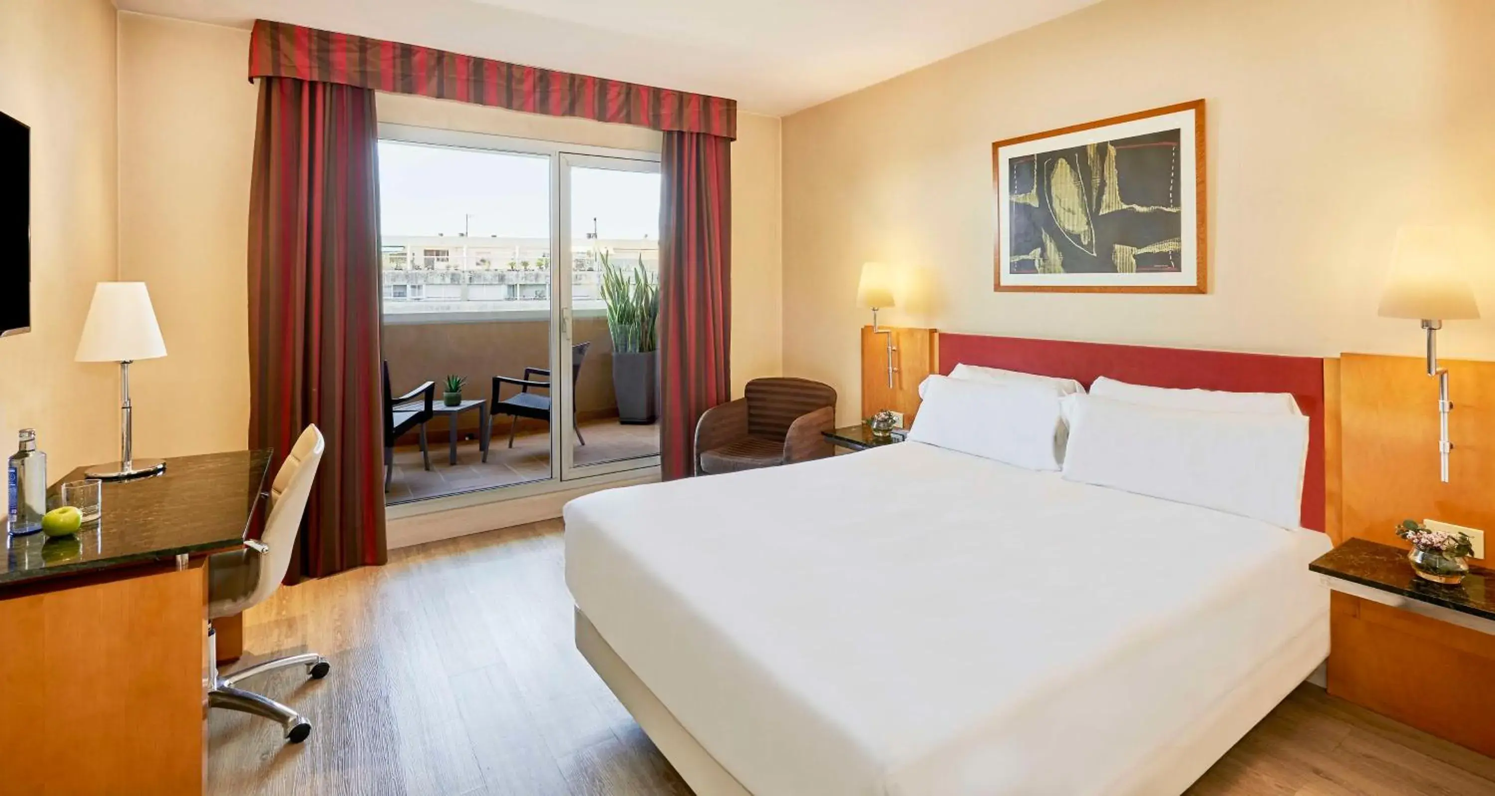 Bedroom, Bed in NH Ciutat de Reus Bedroom, Bed in NH Ciutat de Reus