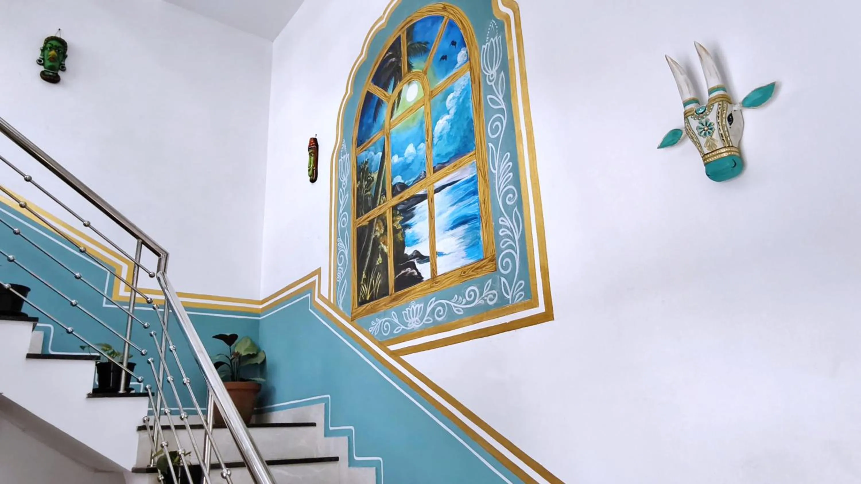 Decorative detail in Gypsy Walker