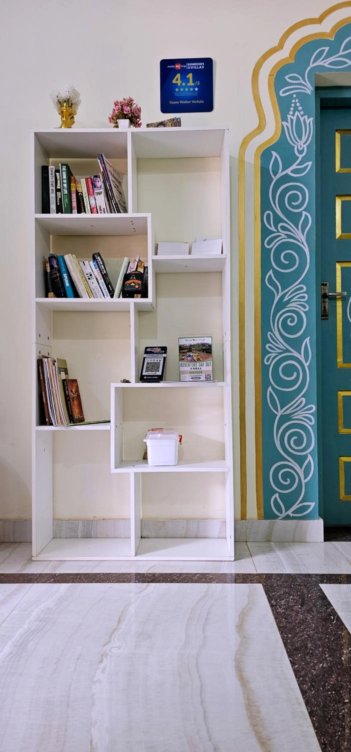 Lobby or reception in Gypsy Walker