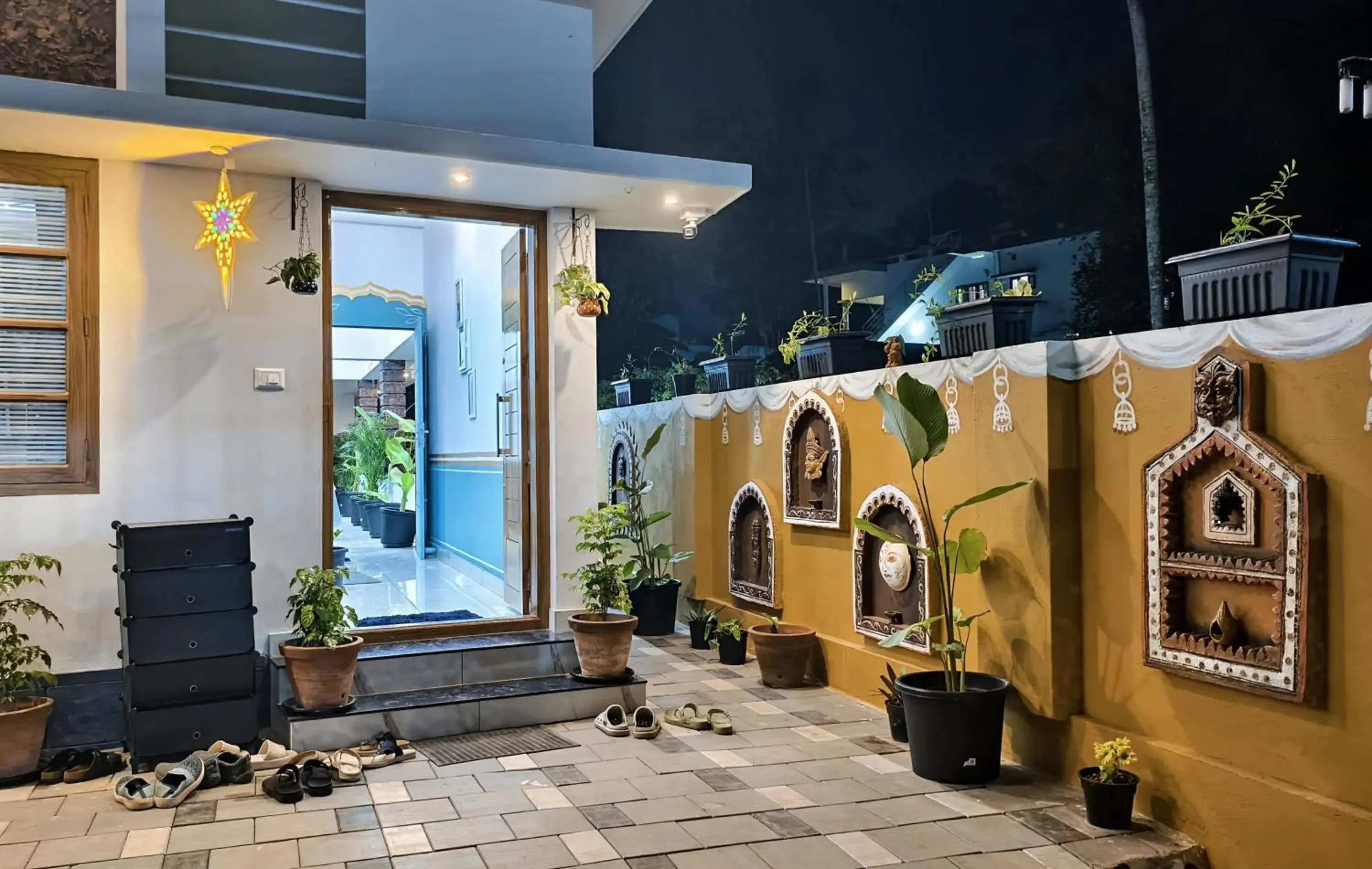 Property building in Gypsy Walker Property building in Gypsy Walker