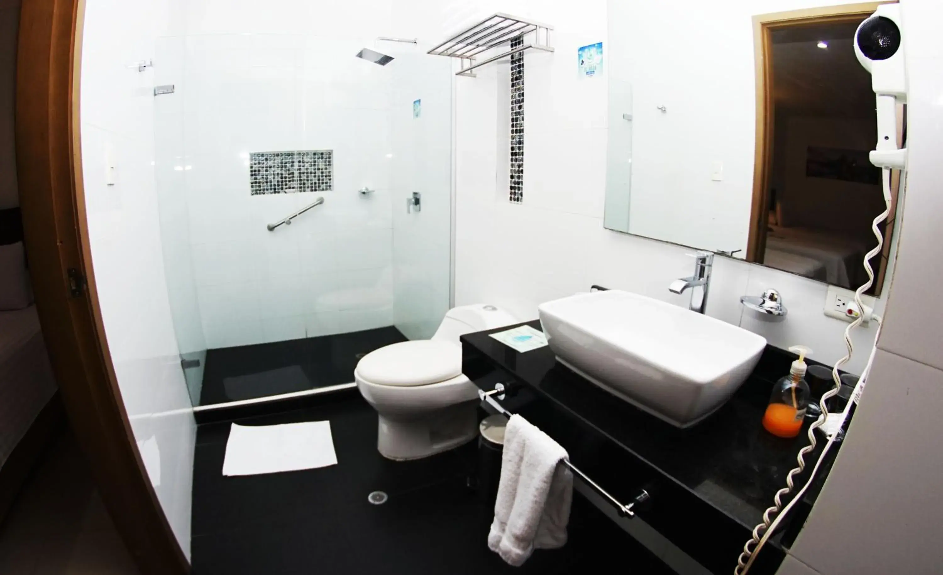 Basic Triple Room in Hotel Oxford Barranquilla Basic Triple Room in Hotel Oxford Barranquilla