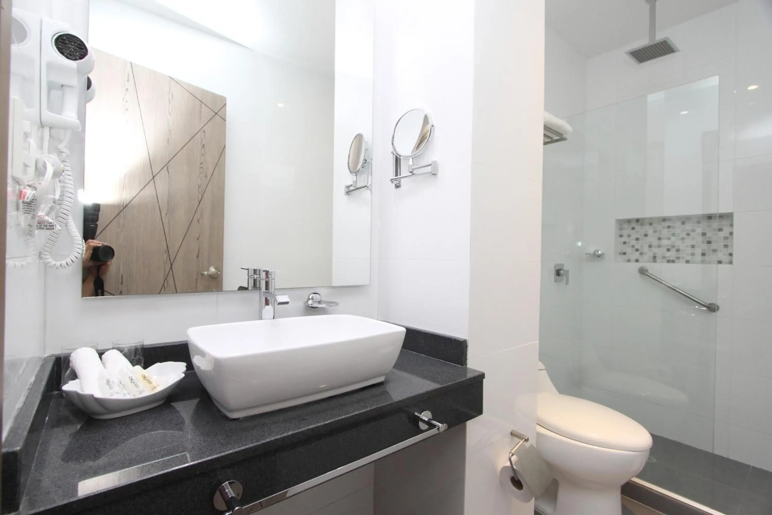 Basic Triple Room in Hotel Oxford Barranquilla Basic Triple Room in Hotel Oxford Barranquilla