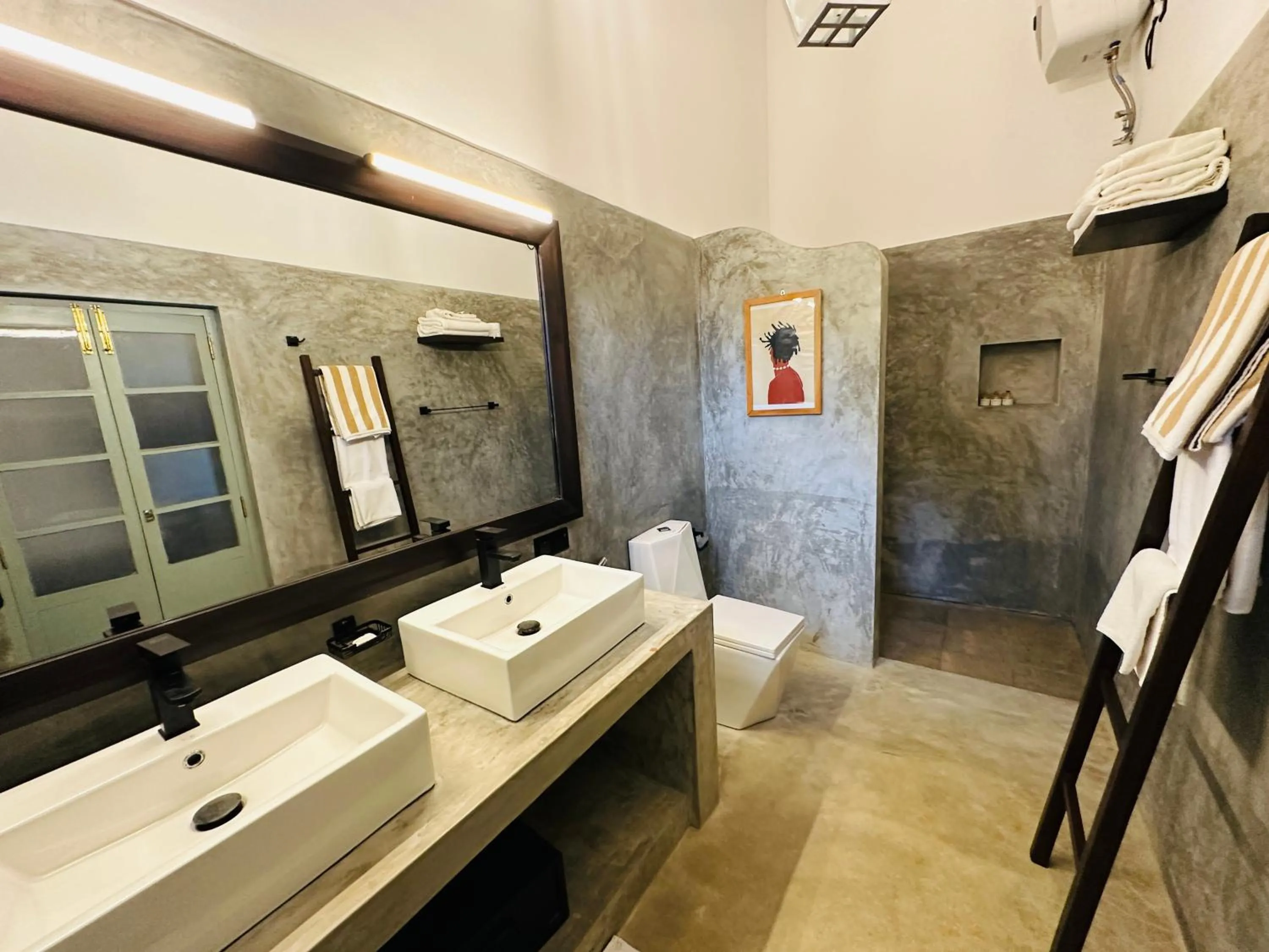 Bathroom in Moi Talpe by DBI