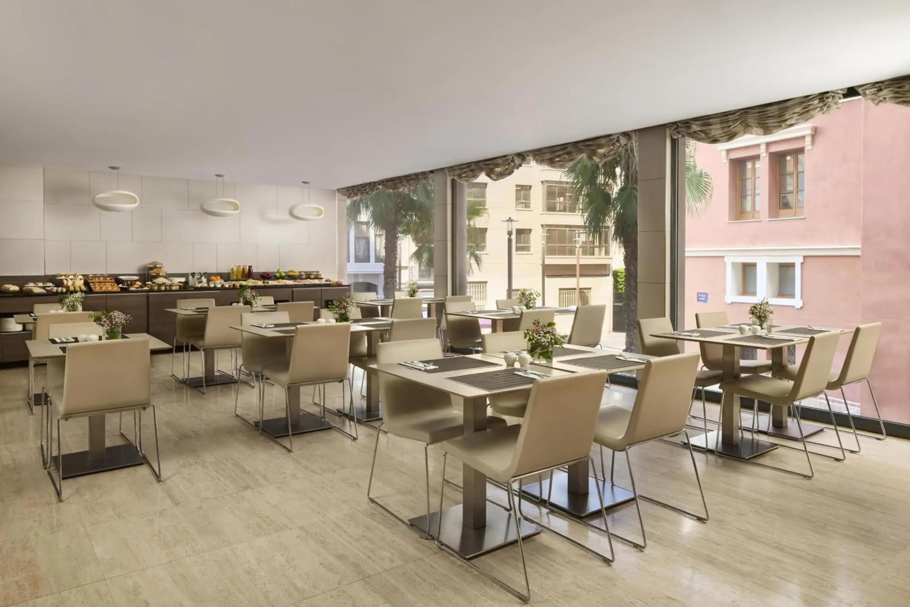 Restaurant/places to eat in NH Castellón Mindoro Restaurant/places to eat in NH Castellón Mindoro