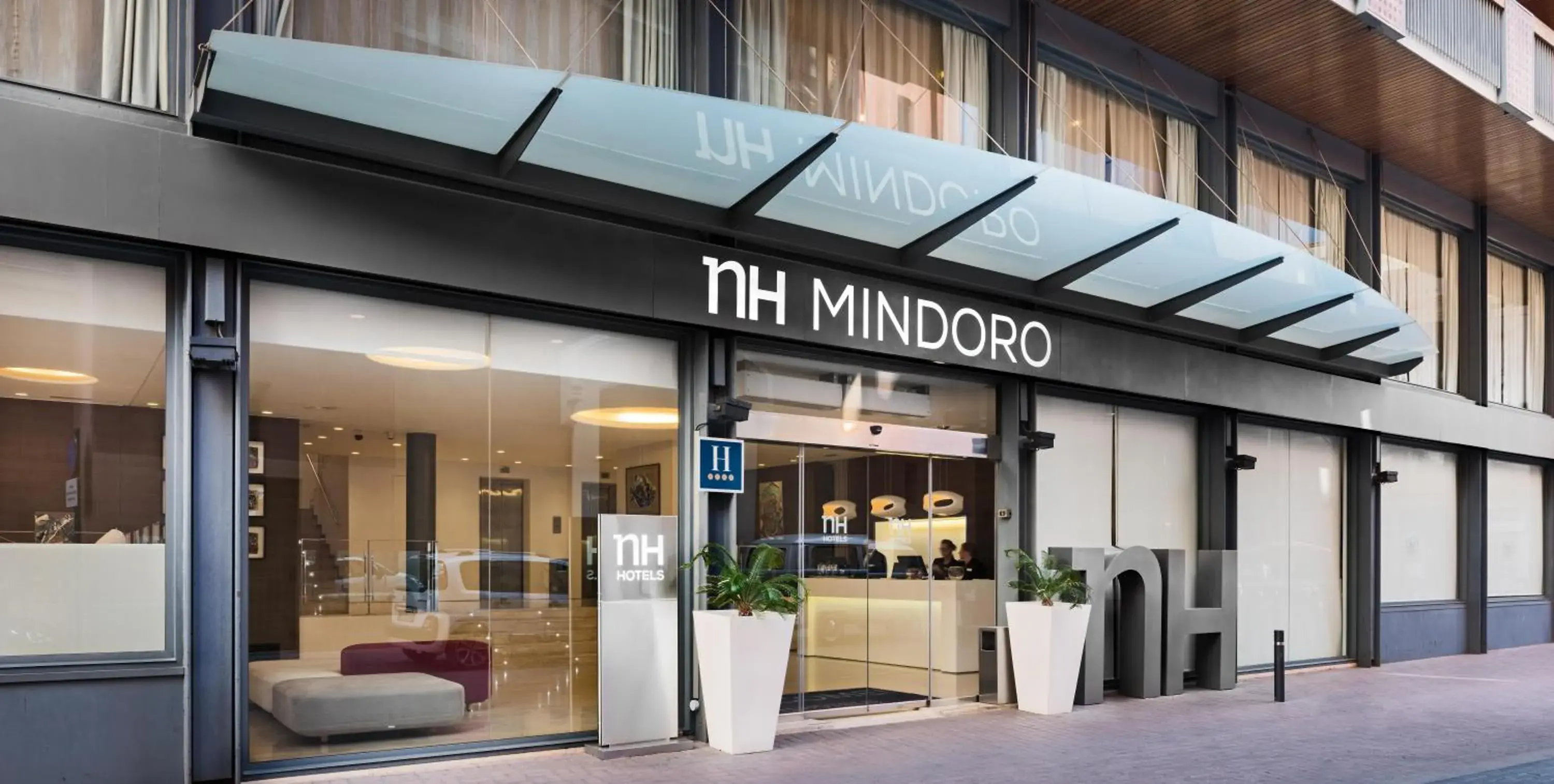 Property building in NH Castellón Mindoro Property building in NH Castellón Mindoro