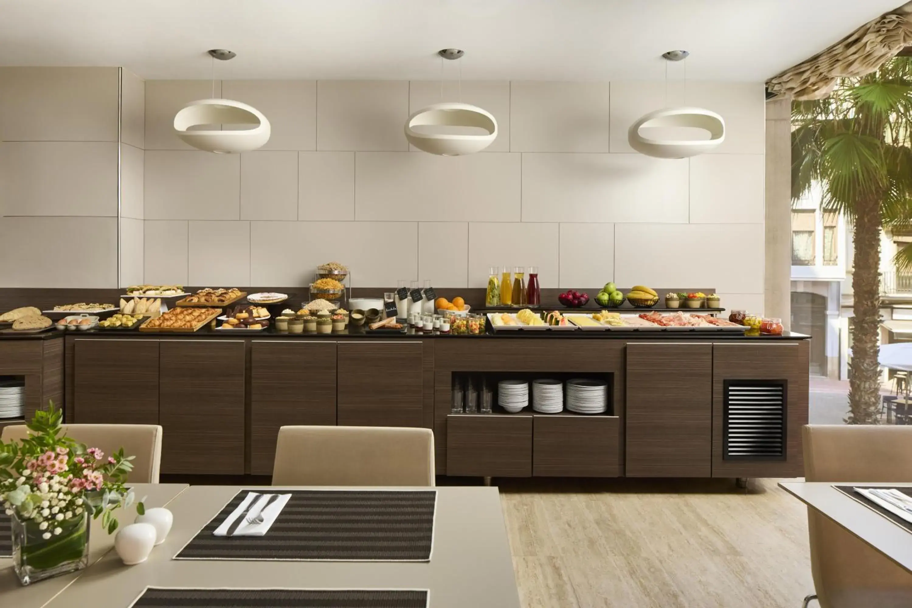 Breakfast in NH Castellón Mindoro Breakfast in NH Castellón Mindoro