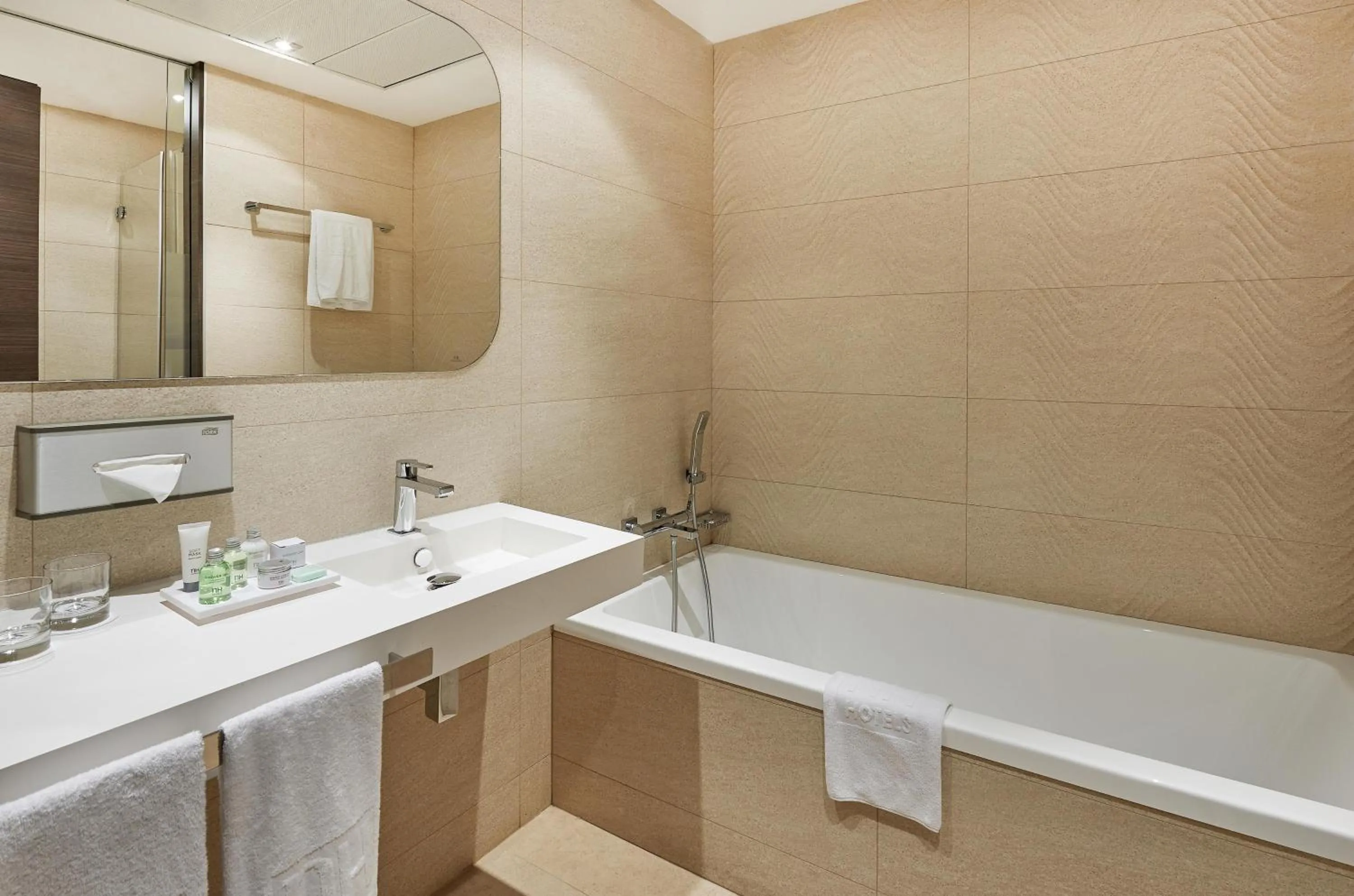 Bedroom in NH Castellón Mindoro