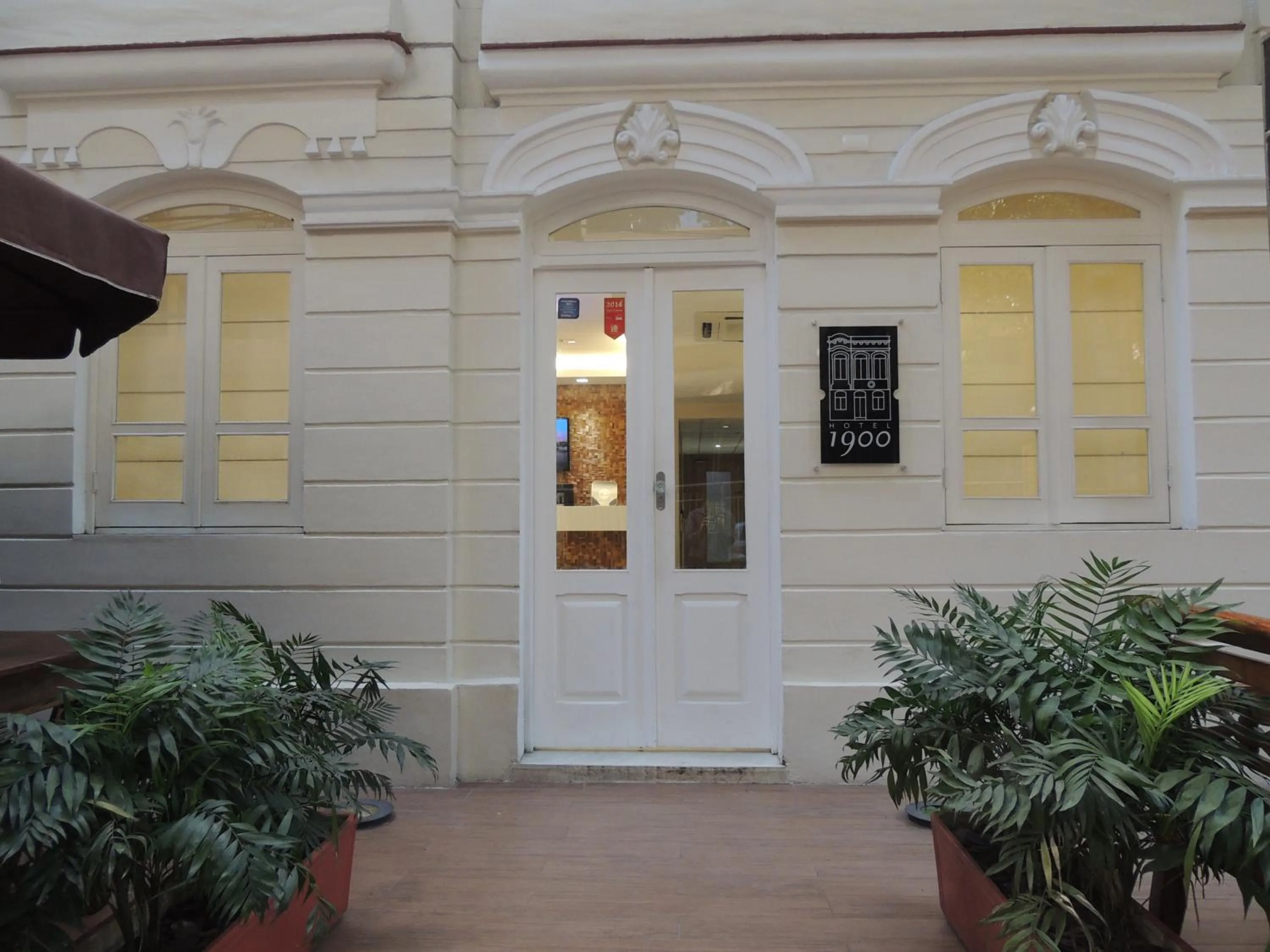Facade/entrance in Samba Rio 1900