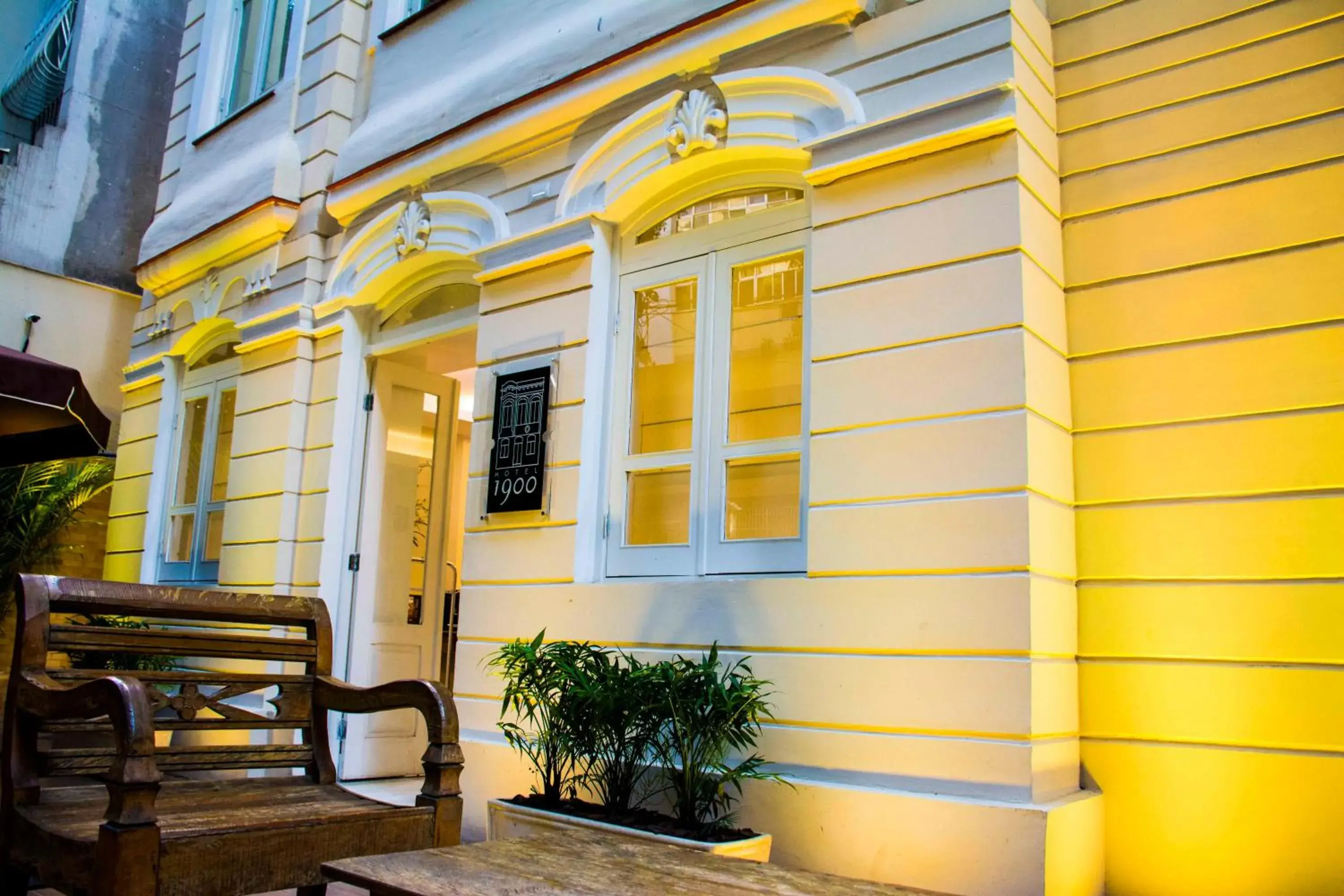 Facade/entrance in Samba Rio 1900 Facade/entrance in Samba Rio 1900