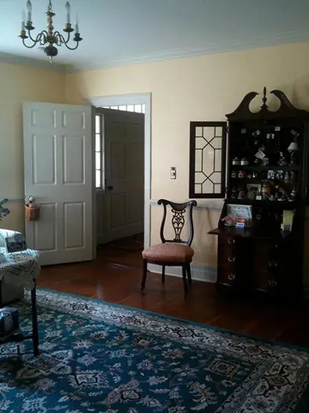 Seating area in Stephen Clay Homestead Bed and Breakfast Seating area in Stephen Clay Homestead Bed and Breakfast