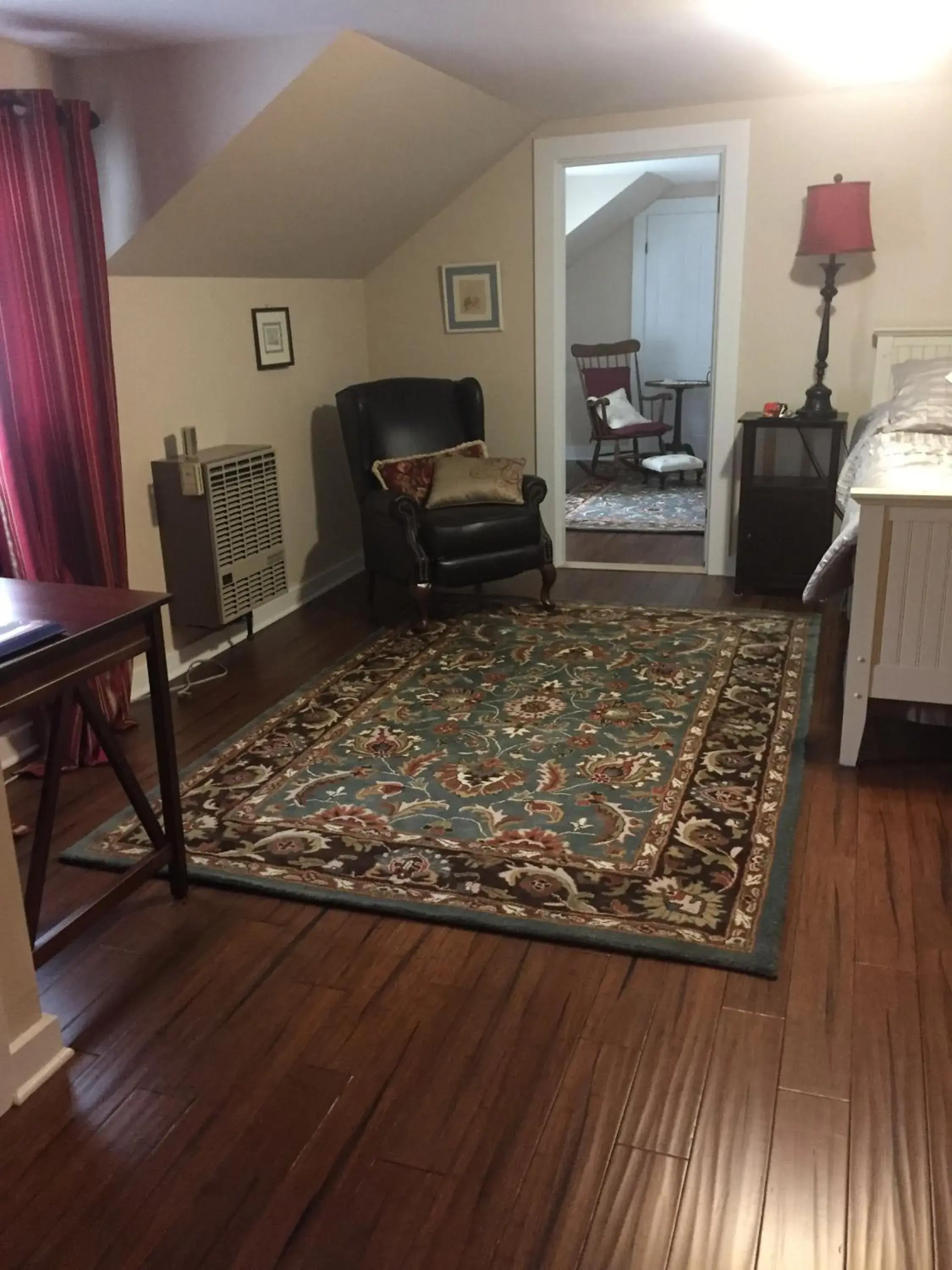 Garden view, Bed in Stephen Clay Homestead Bed and Breakfast Garden view, Bed in Stephen Clay Homestead Bed and Breakfast