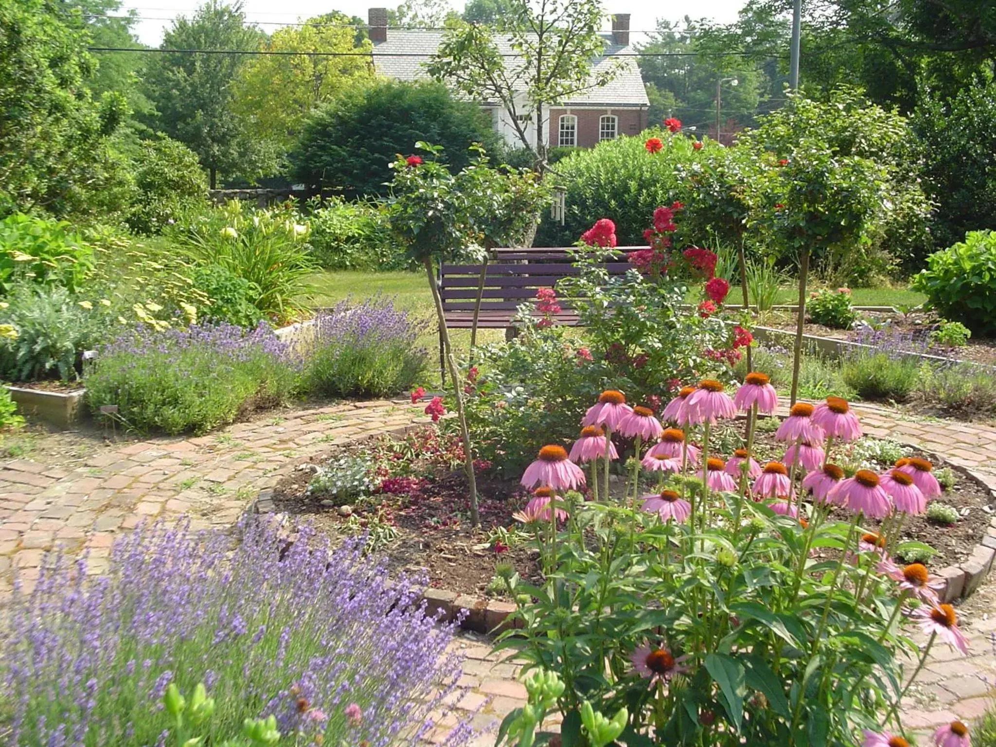 Garden in Stephen Clay Homestead Bed and Breakfast Garden in Stephen Clay Homestead Bed and Breakfast