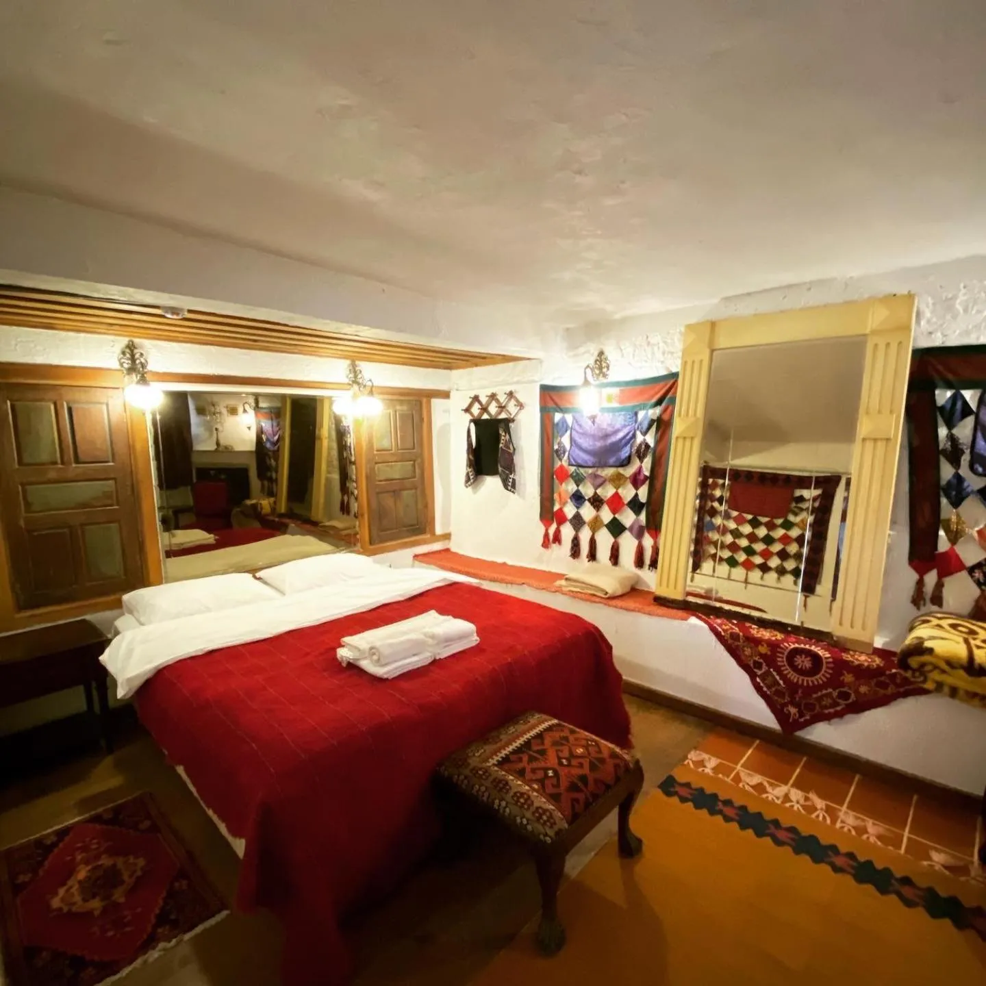 Bed in Şirince Lotus Konakları