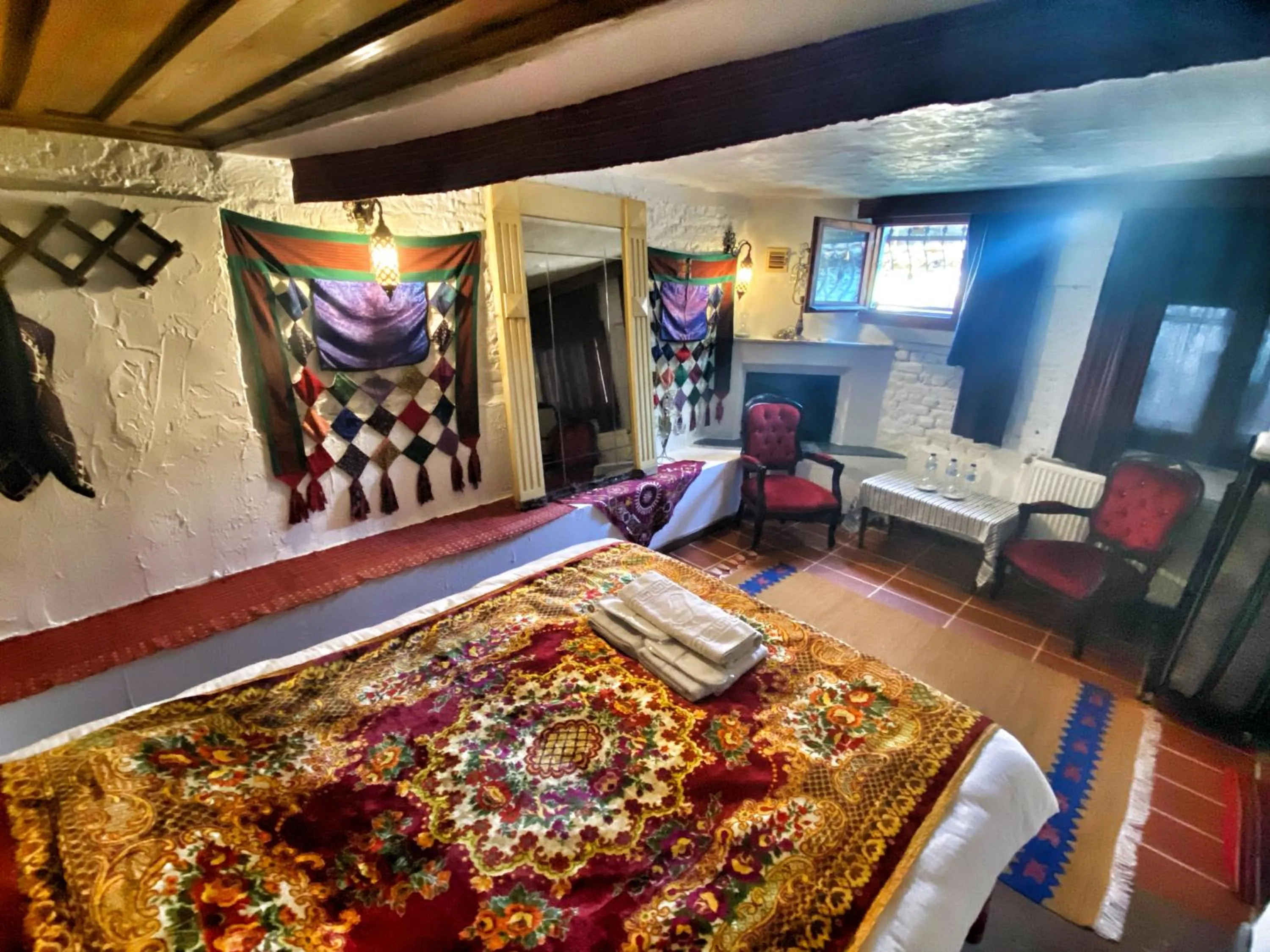 Bed in Şirince Lotus Konakları