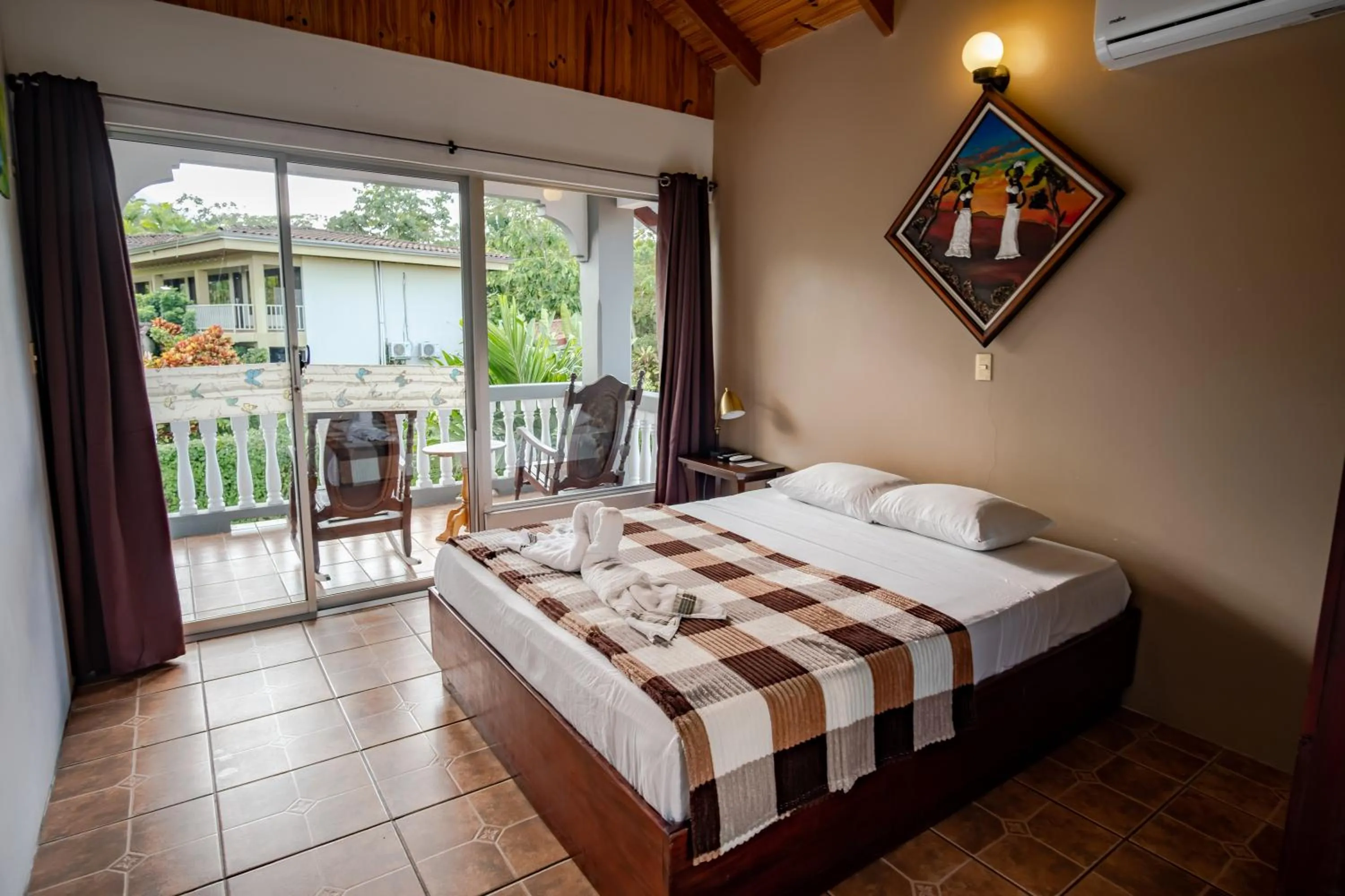 Bedroom, Bed in Hotel Sierra Arenal