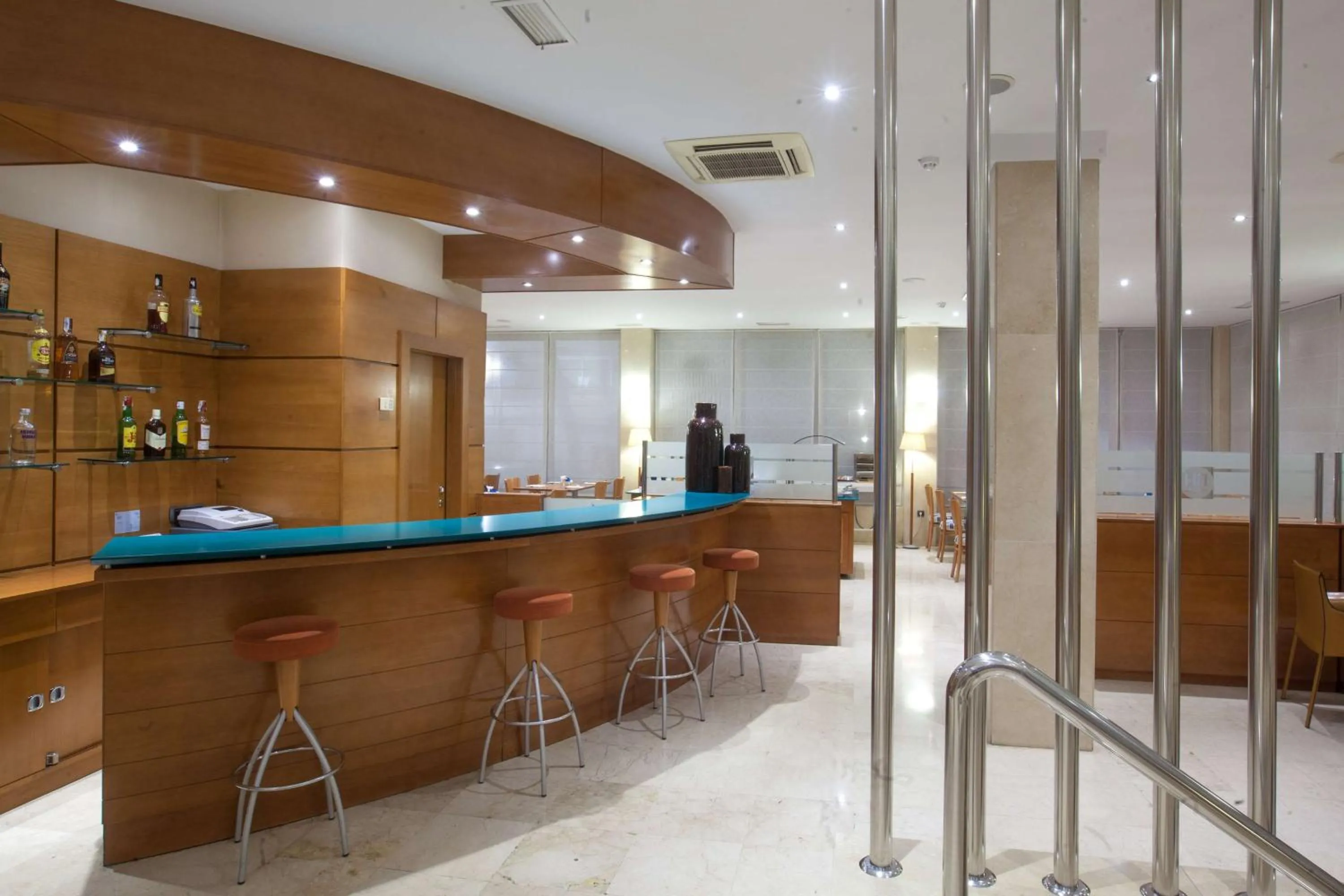 Lounge or bar in NH San Pedro de Alcántara