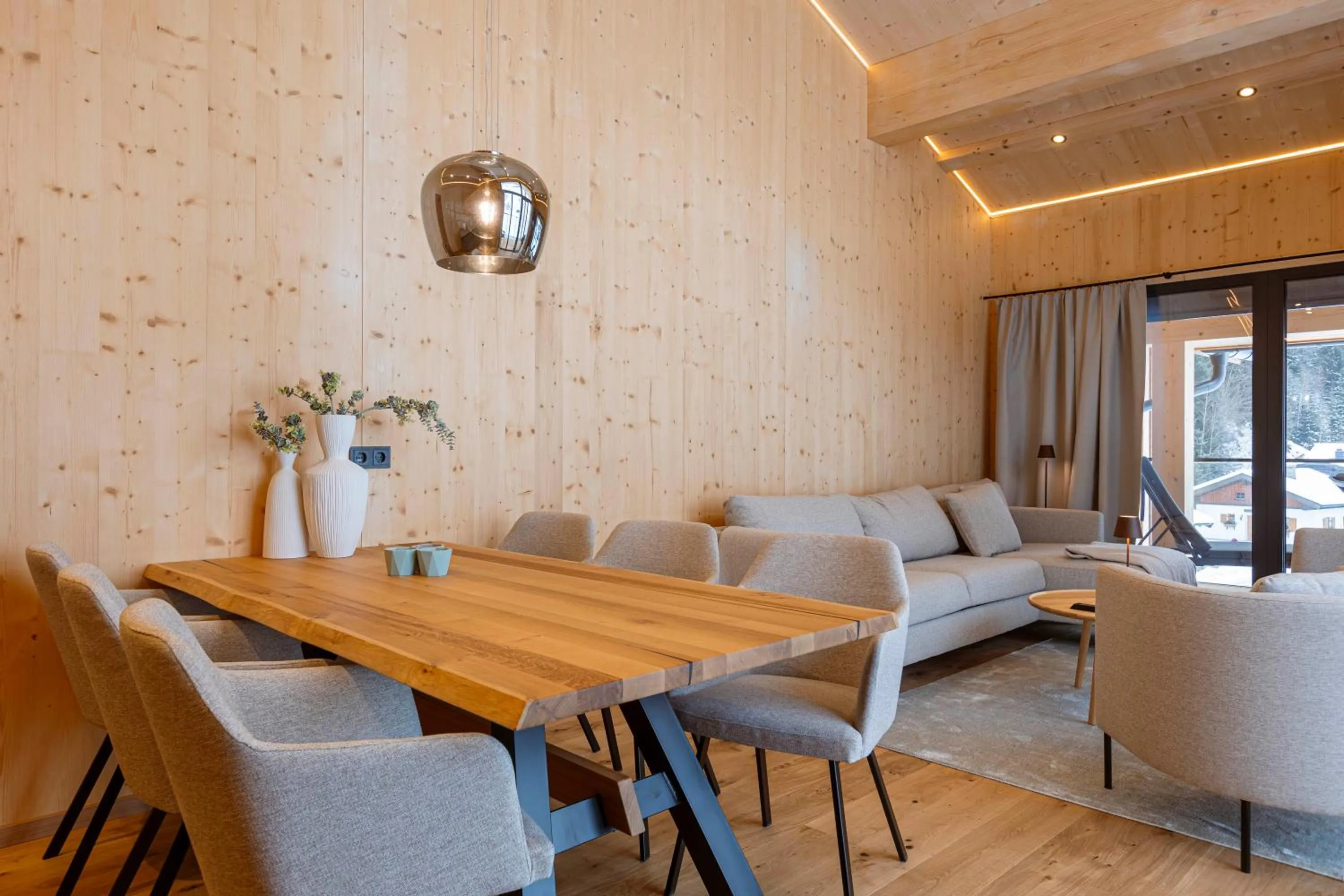 Living room in Saalbach Suites by ALPS RESORTS