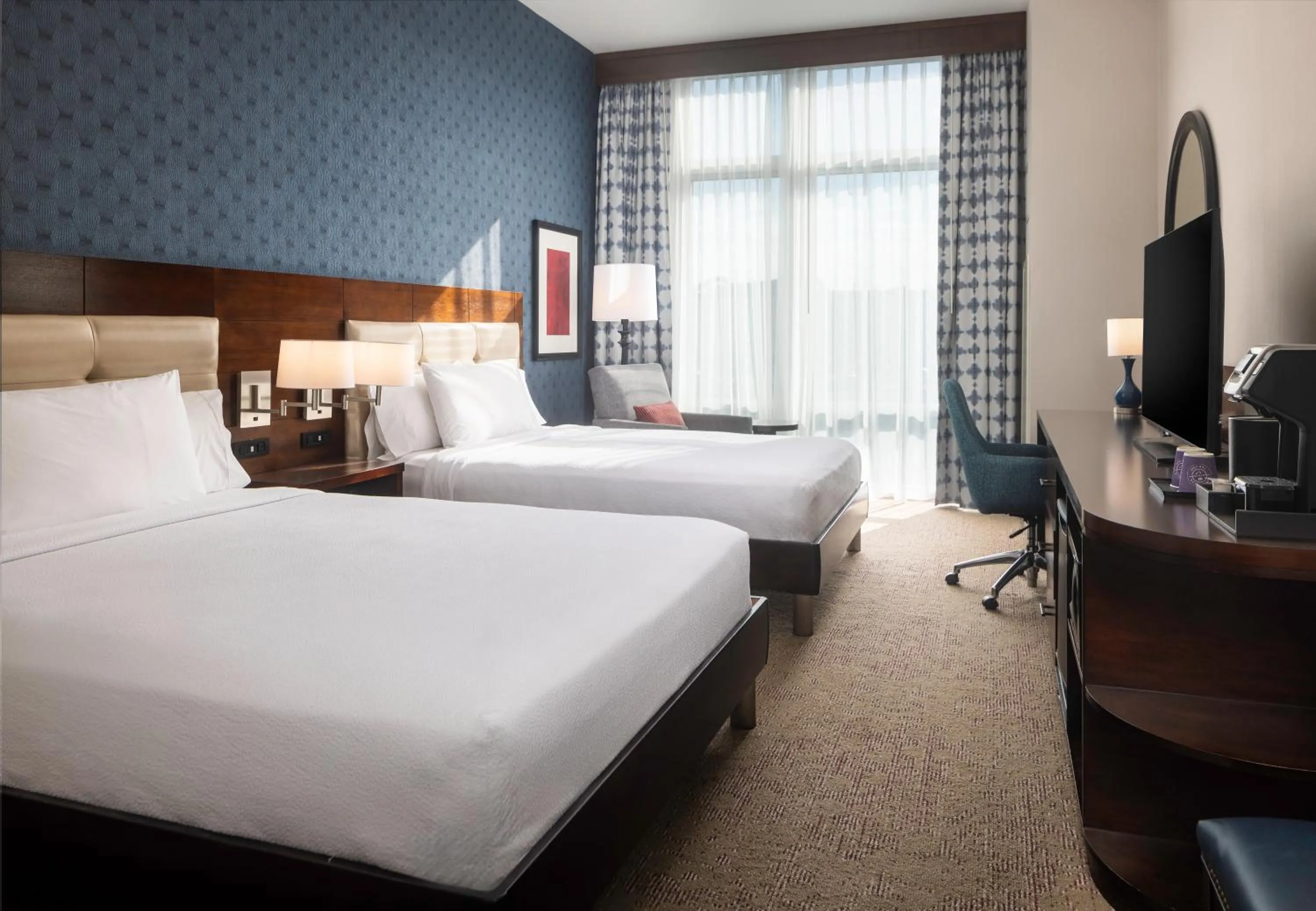 Bedroom, Bed in Hilton Garden Inn Washington DC/Georgetown Area