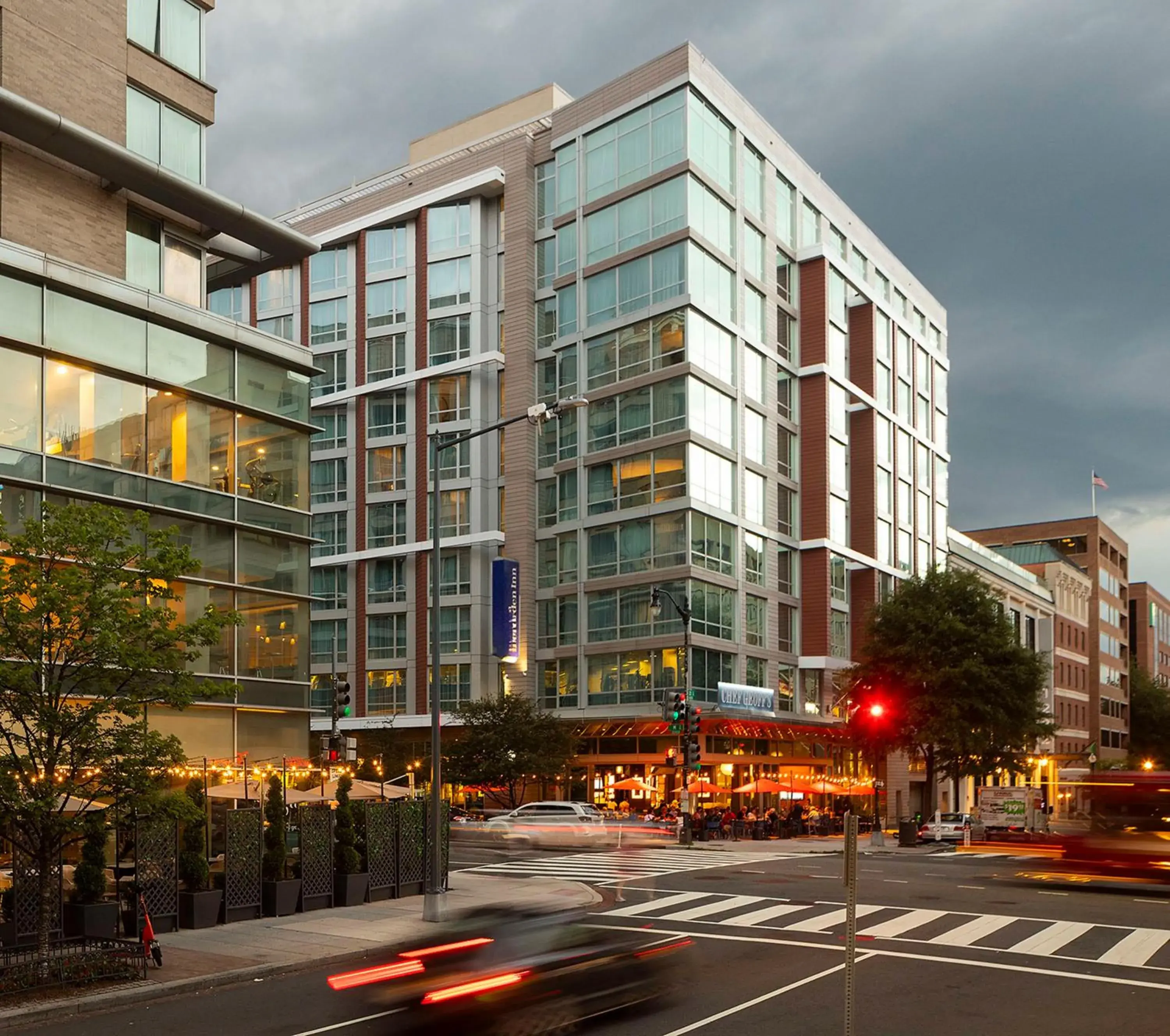 Property building in Hilton Garden Inn Washington DC/Georgetown Area Property building in Hilton Garden Inn Washington DC/Georgetown Area