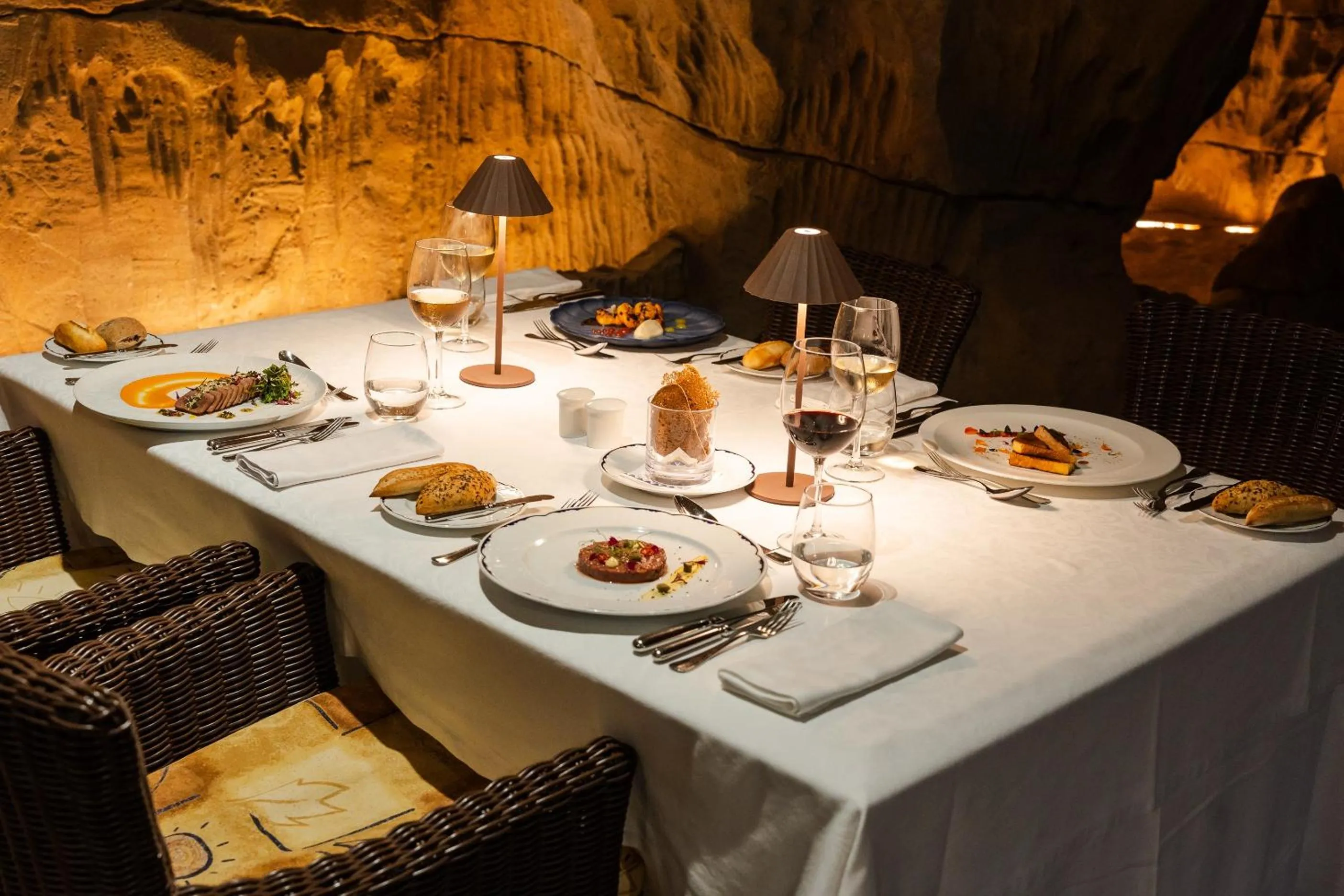 Food in Europe Villa Cortes GL