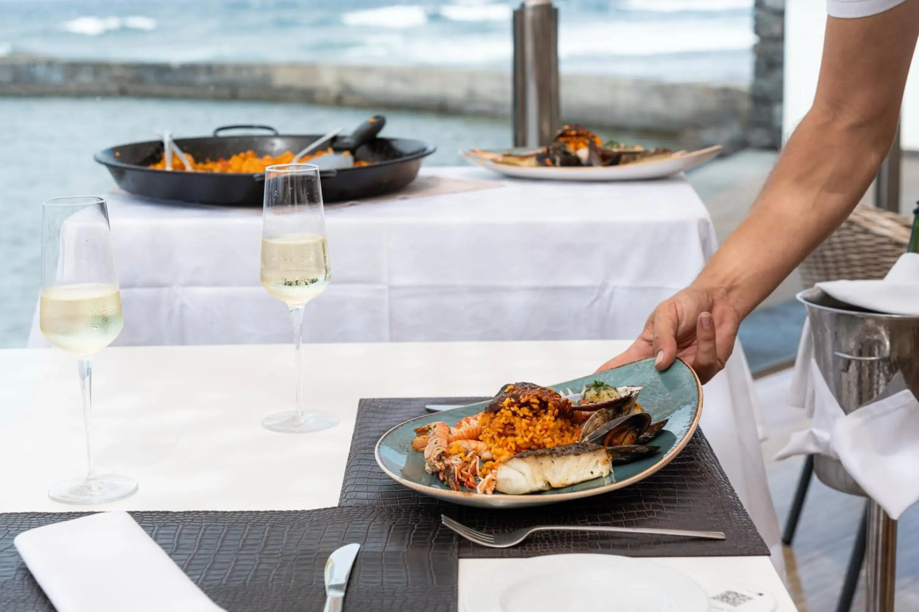 Food and drinks in Europe Villa Cortes GL Food and drinks in Europe Villa Cortes GL