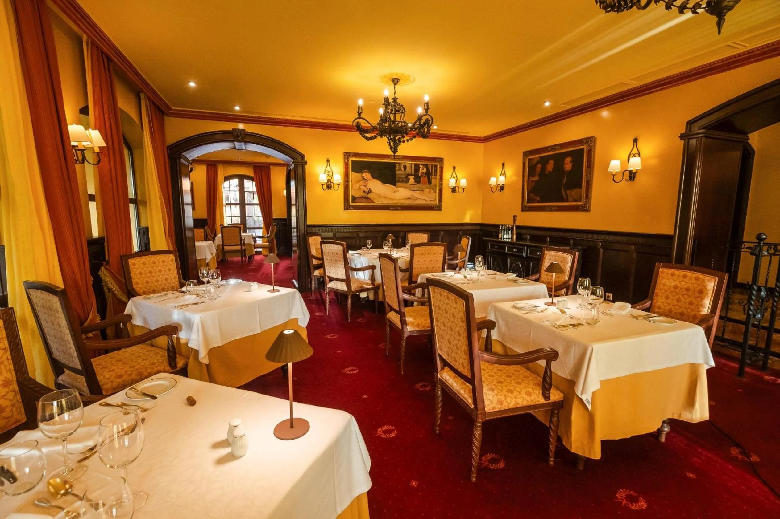 Restaurant/places to eat in Europe Villa Cortes GL