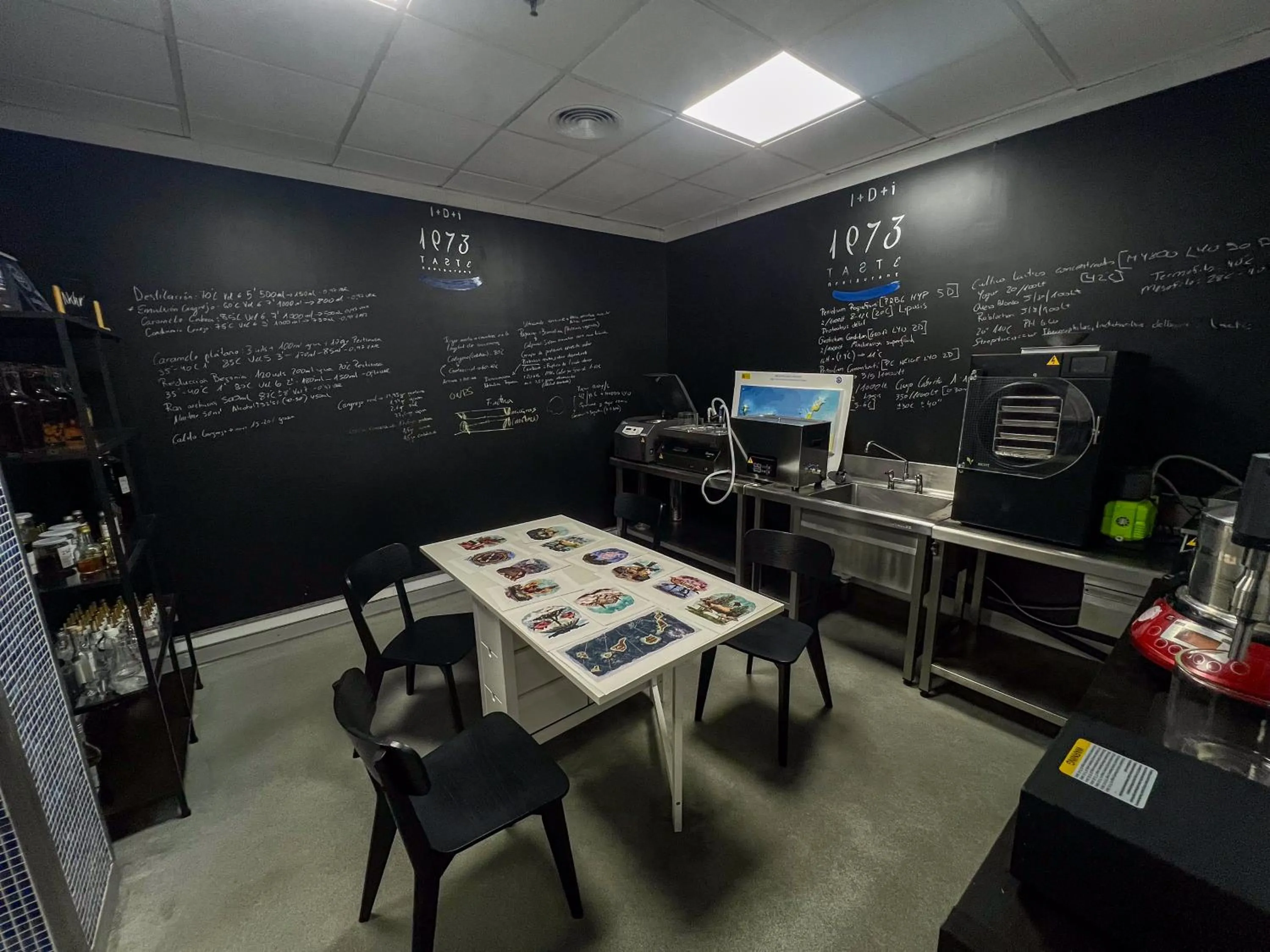 Kitchen or kitchenette in Europe Villa Cortes GL