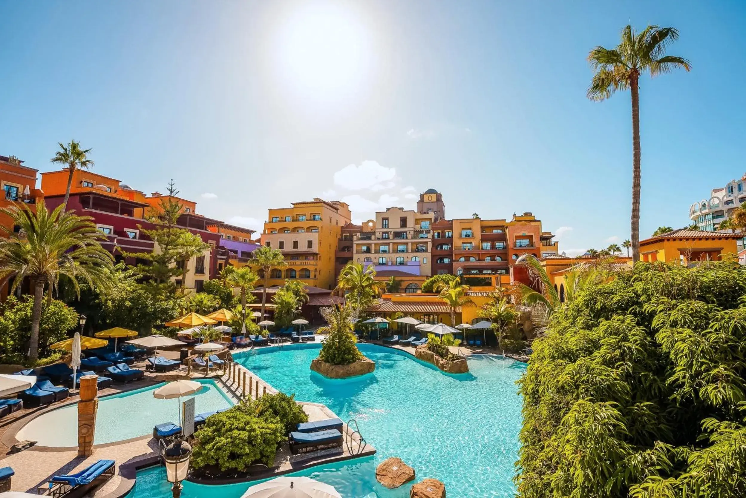 Property building in Europe Villa Cortes GL Property building in Europe Villa Cortes GL