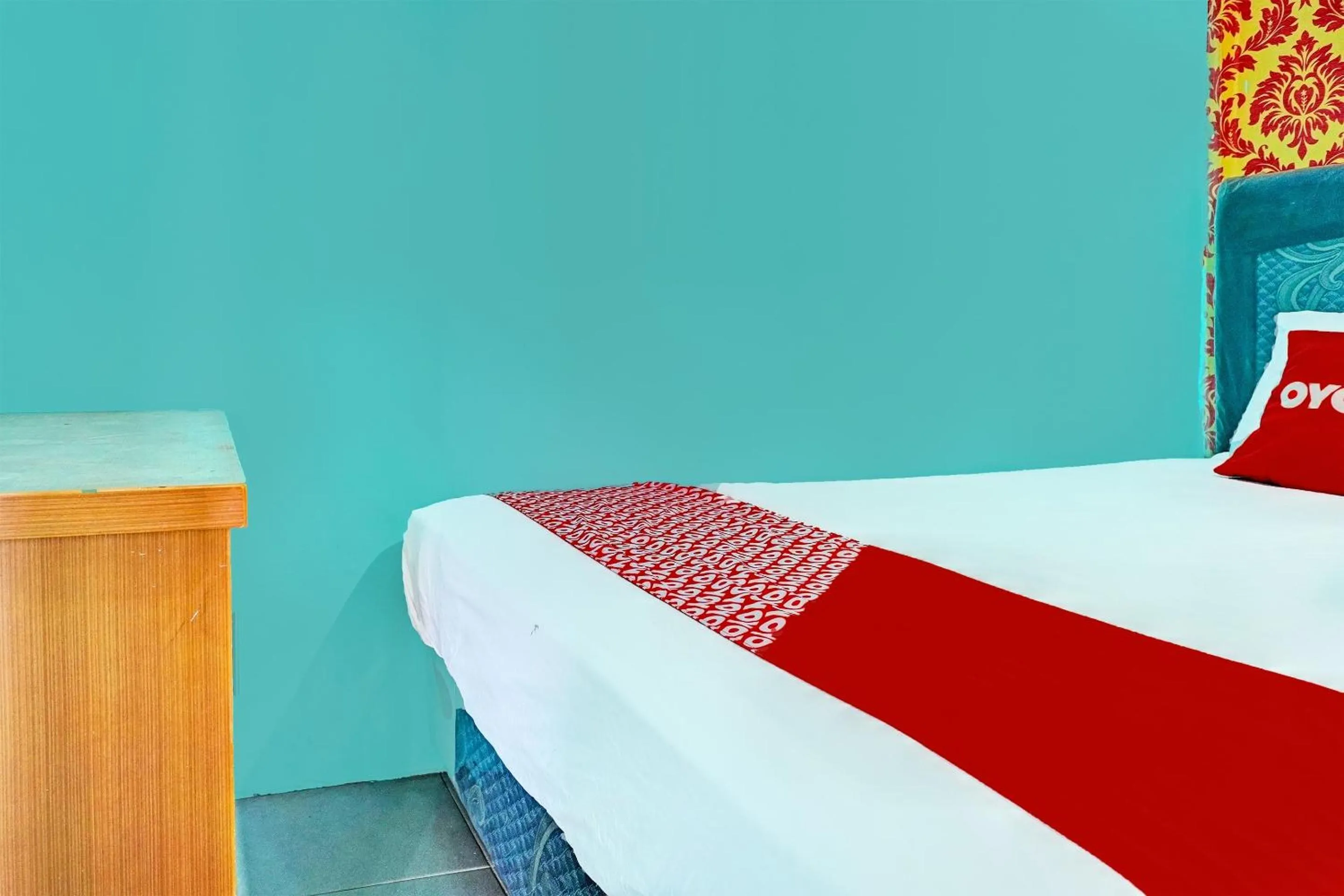 Bedroom, Bed in Hotel O Home Stay Elis Cateliya Syariah