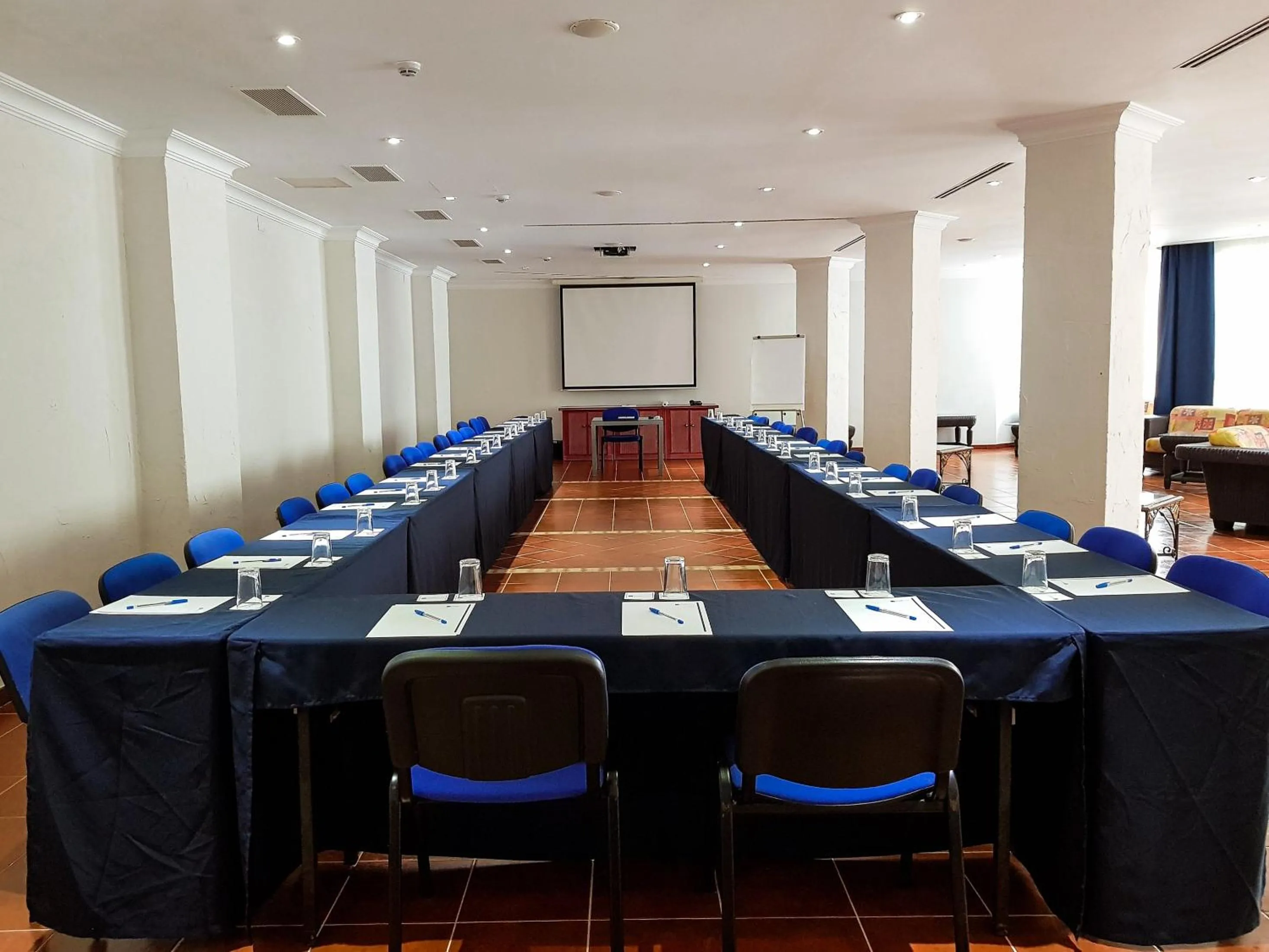 Meeting/conference room in Europe Playa Marina - Adults Only