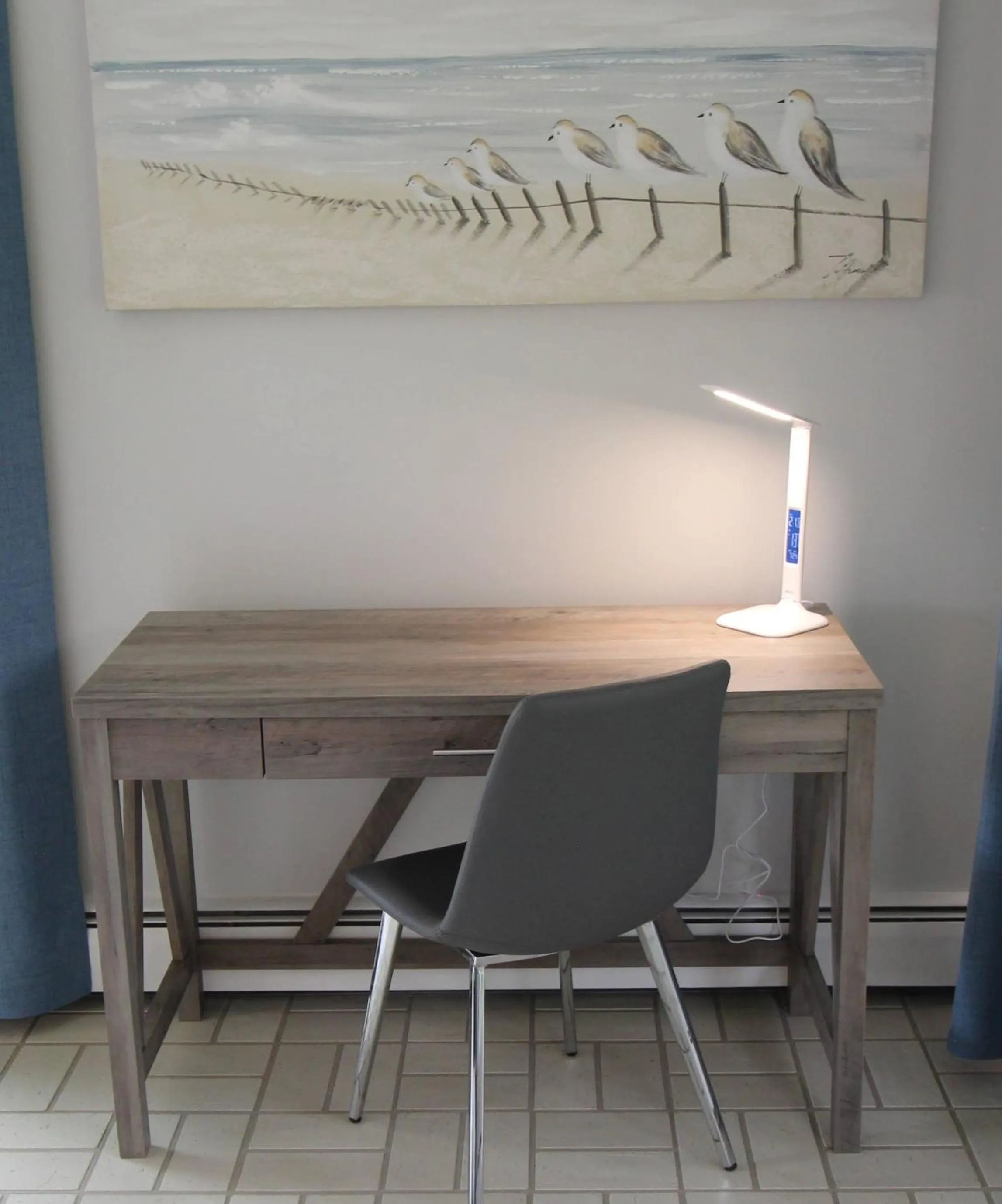 hair dresser in Coastal Suite #1 Cozy Suite #2 - Seacliff Beach Suites