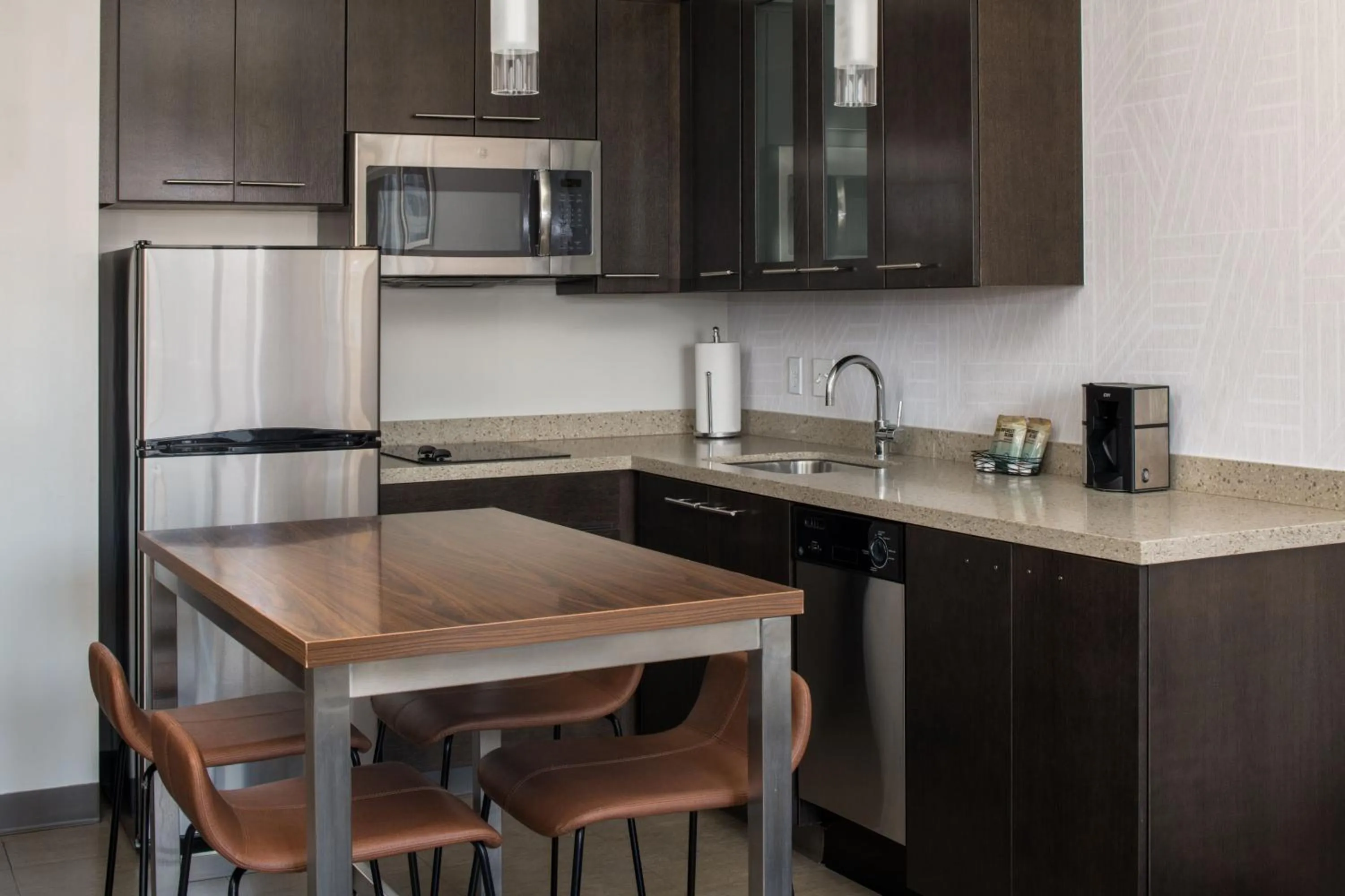 Kitchen or kitchenette in Residence Inn by Marriott Portland Downtown/Pearl District