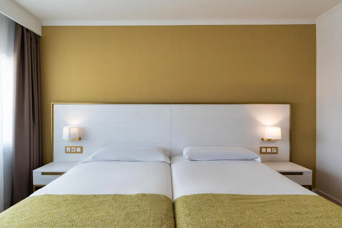Bed in Hotel Araxa - Adults Only