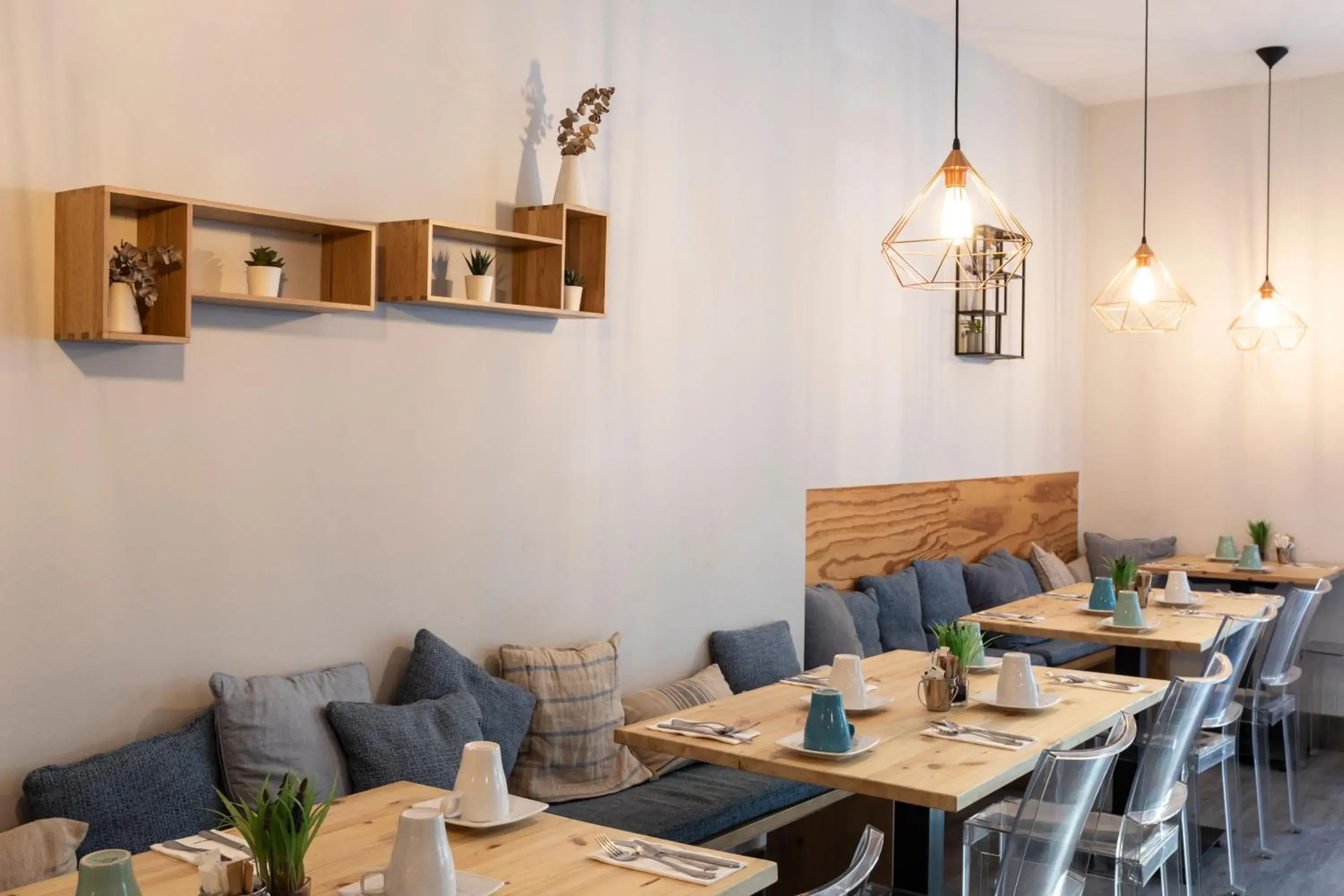 Restaurant/places to eat in Petit Palace Ruzafa Restaurant/places to eat in Petit Palace Ruzafa