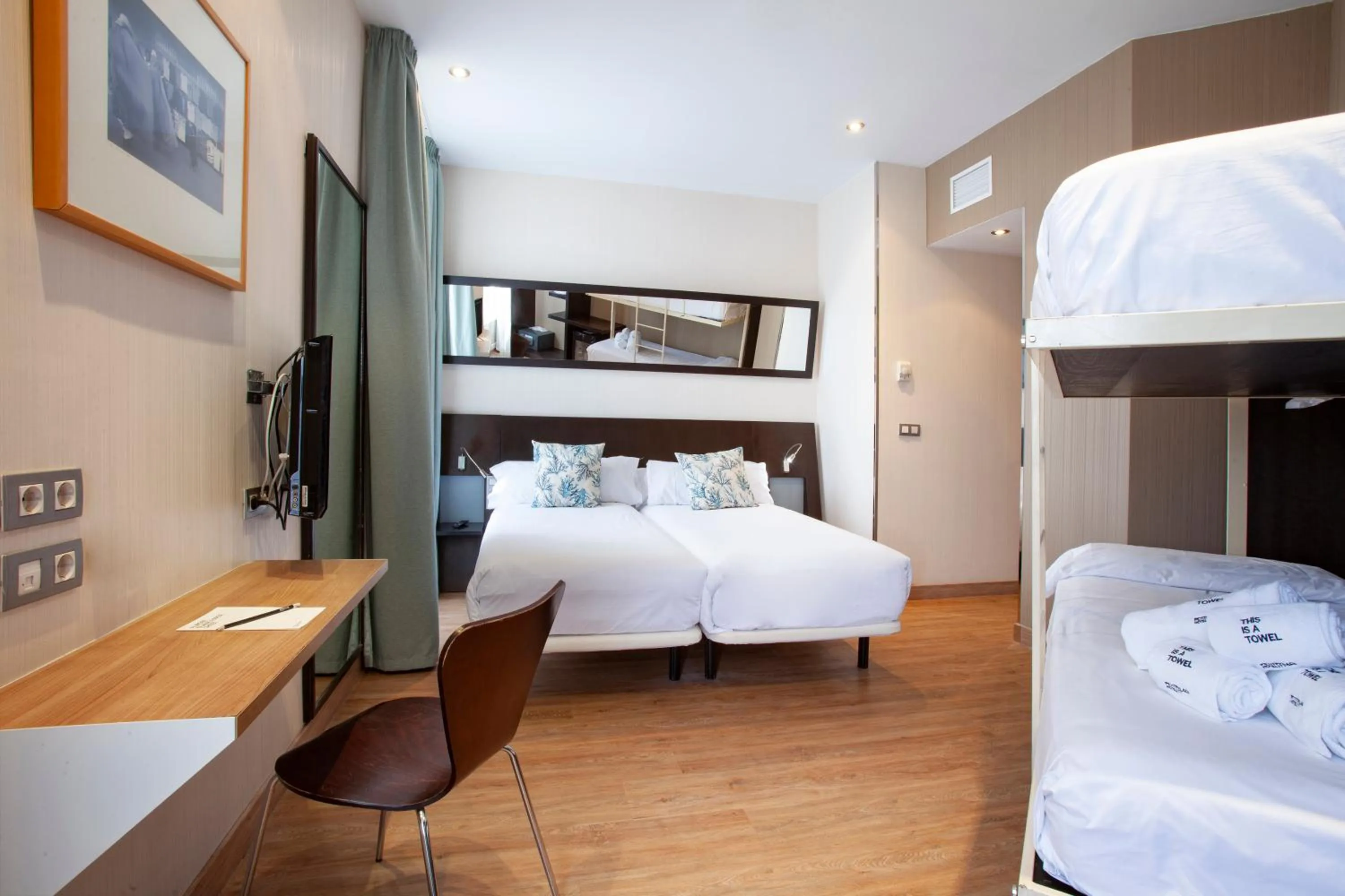 Bed in Petit Palace Ruzafa