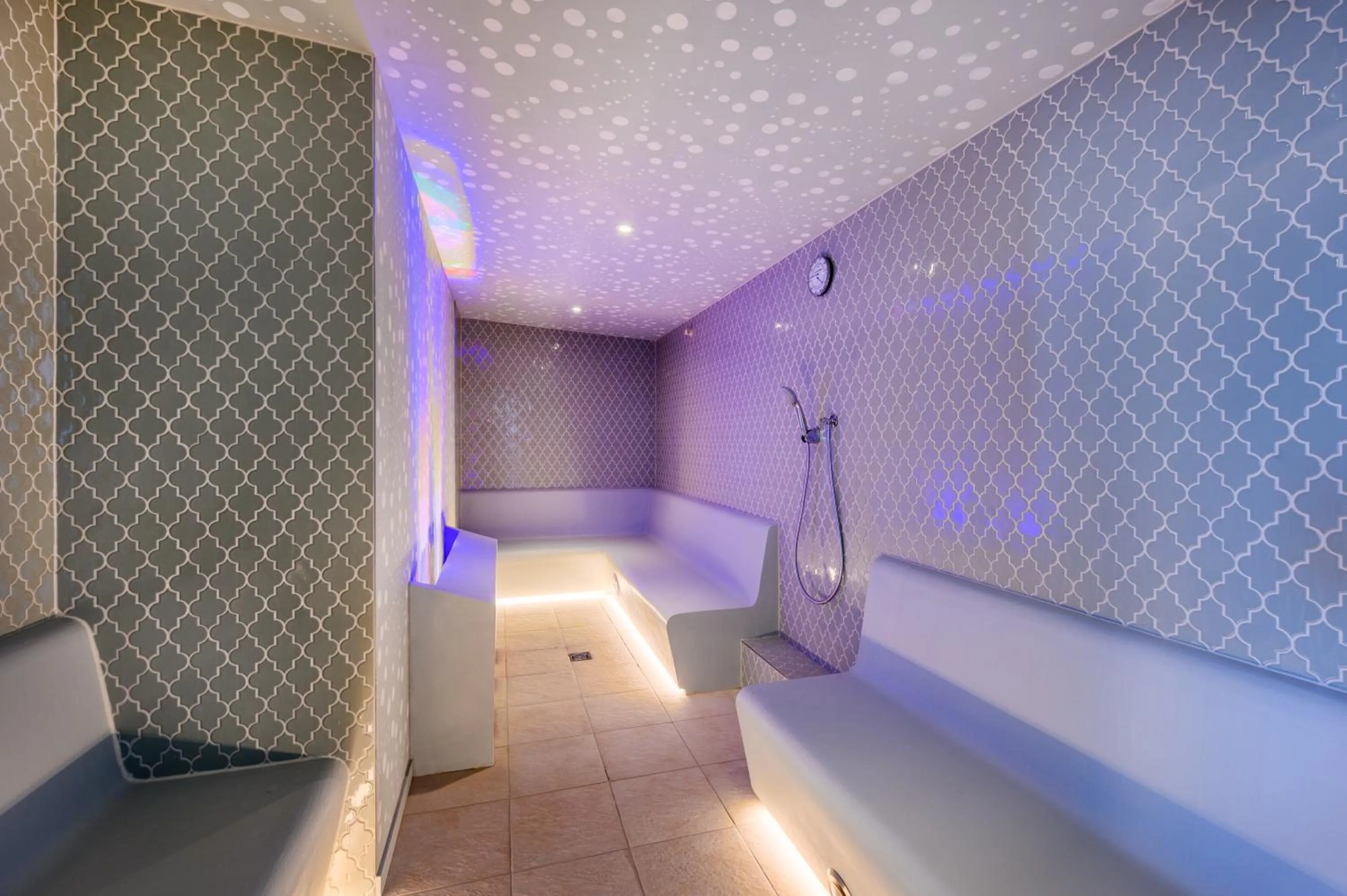 Steam room in Mövenpick Balaland Resort Lake Balaton