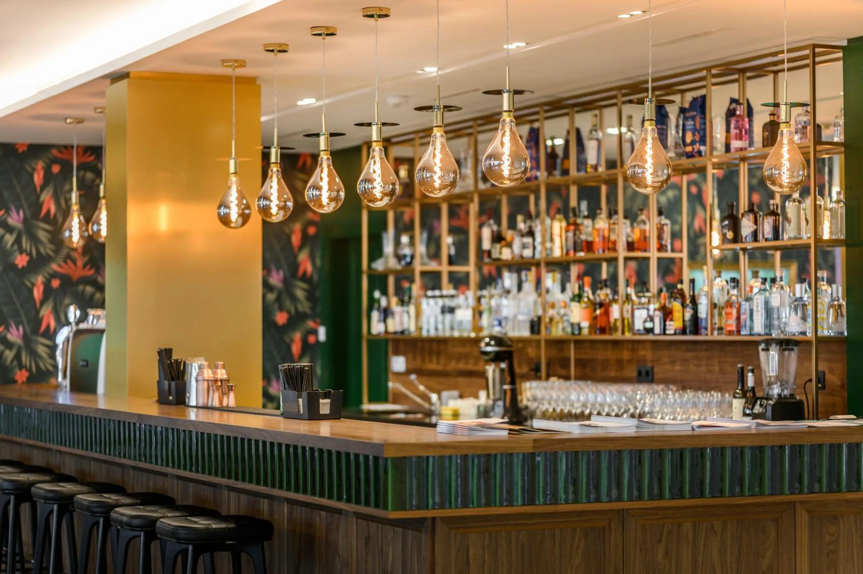 Lounge or bar in Mövenpick Balaland Resort Lake Balaton