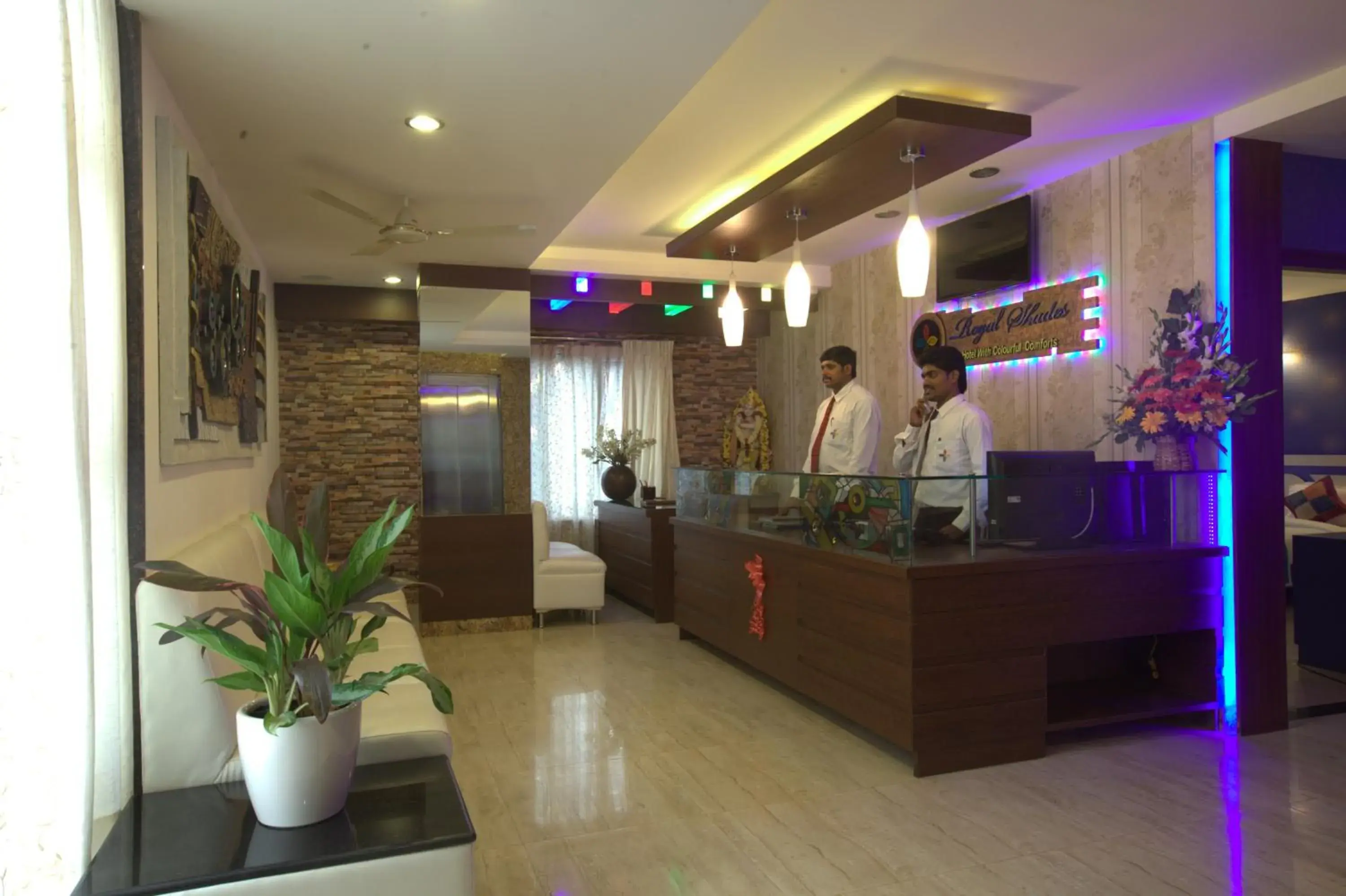 Royal shades kodihali Royal shades kodihali