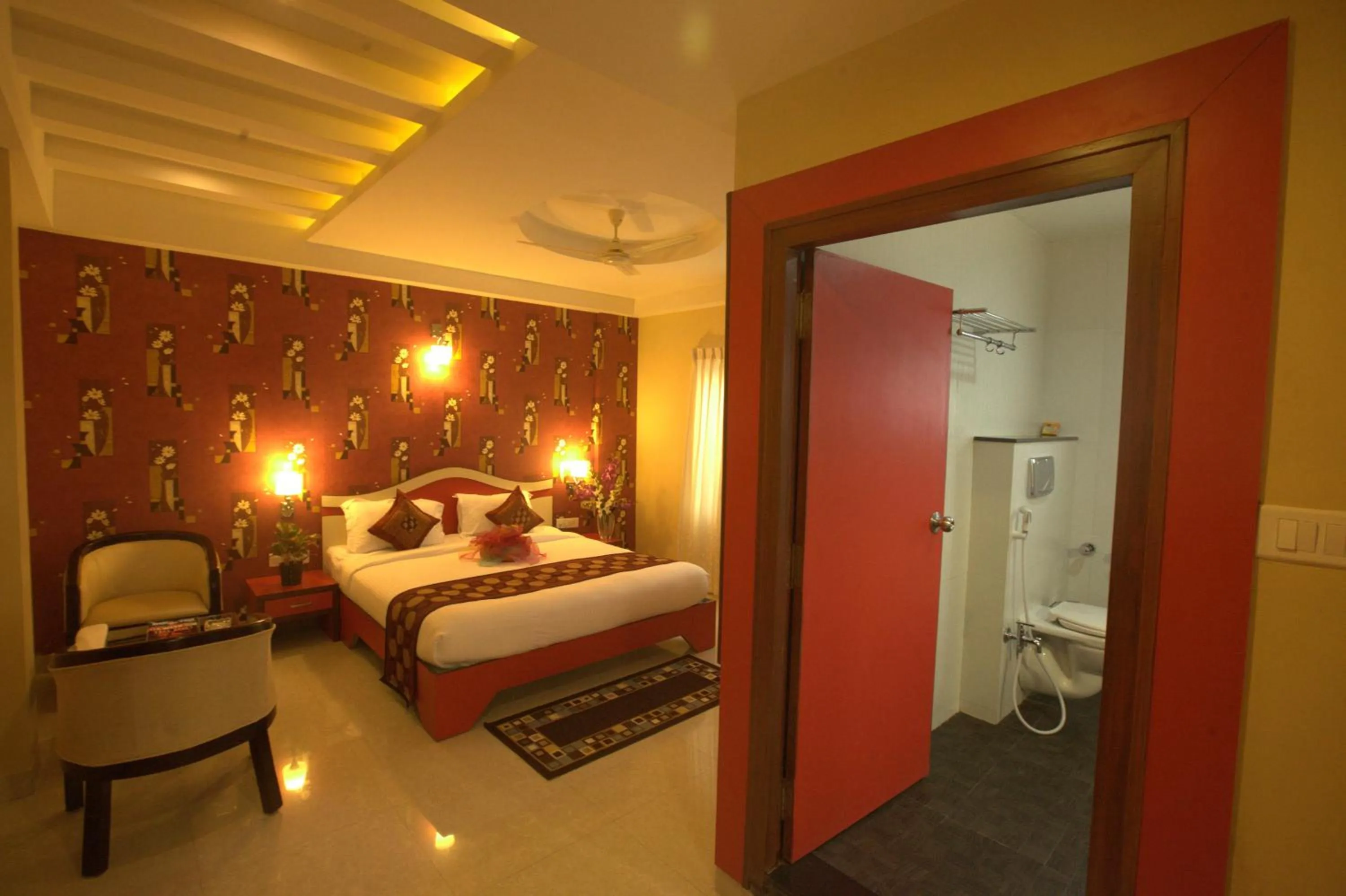 Toilet, Bed in Royal shades kodihali