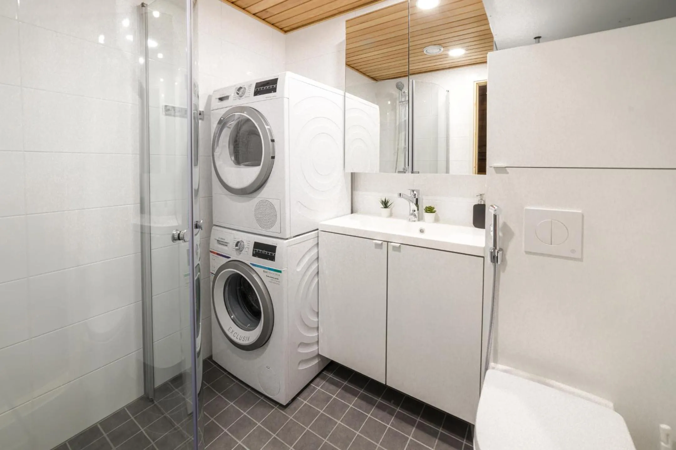 Toilet in ULEABO Neat 48 m2 two-room flat with sauna