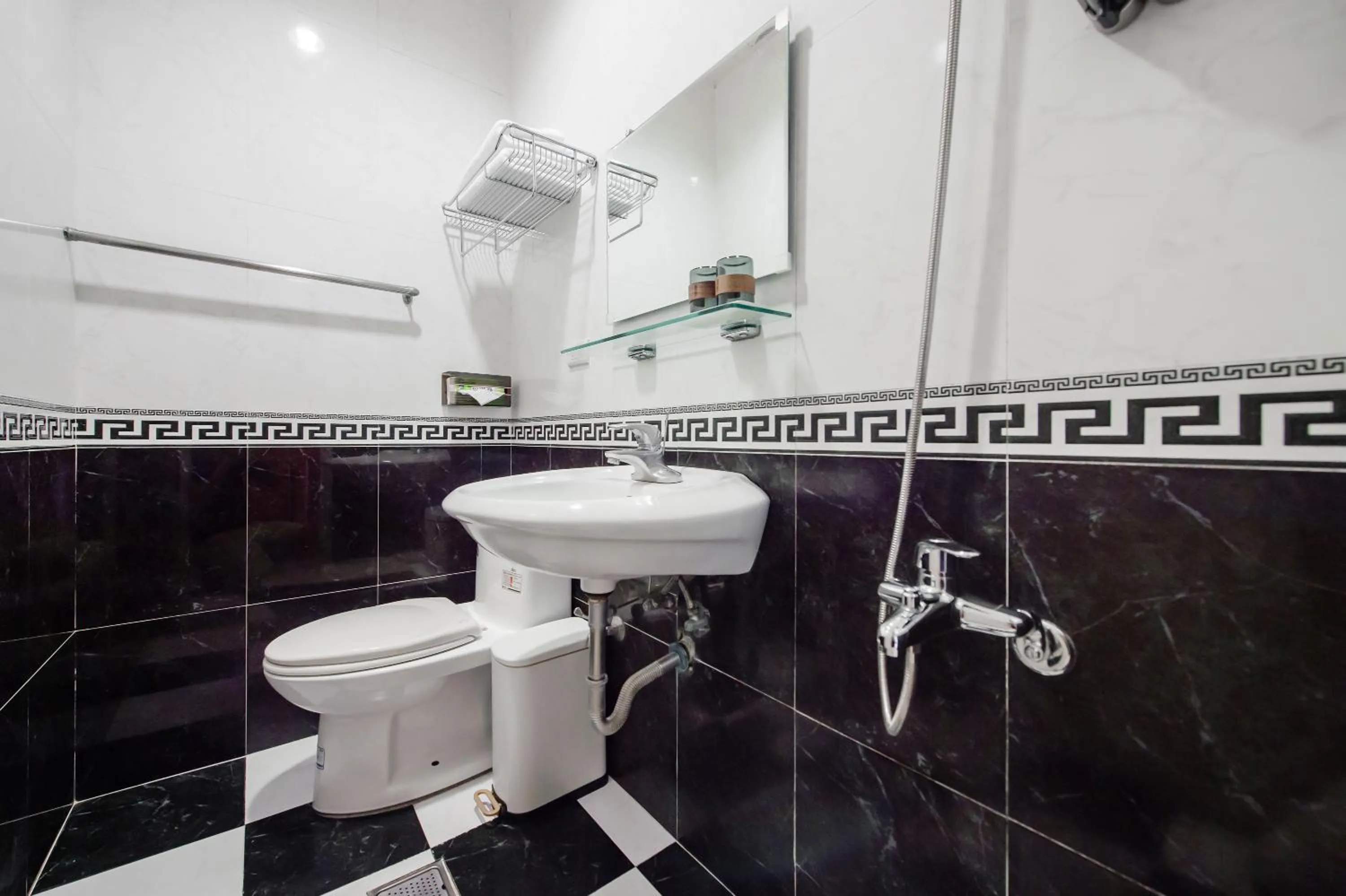 Bathroom in Jiufen The Dragon B&B