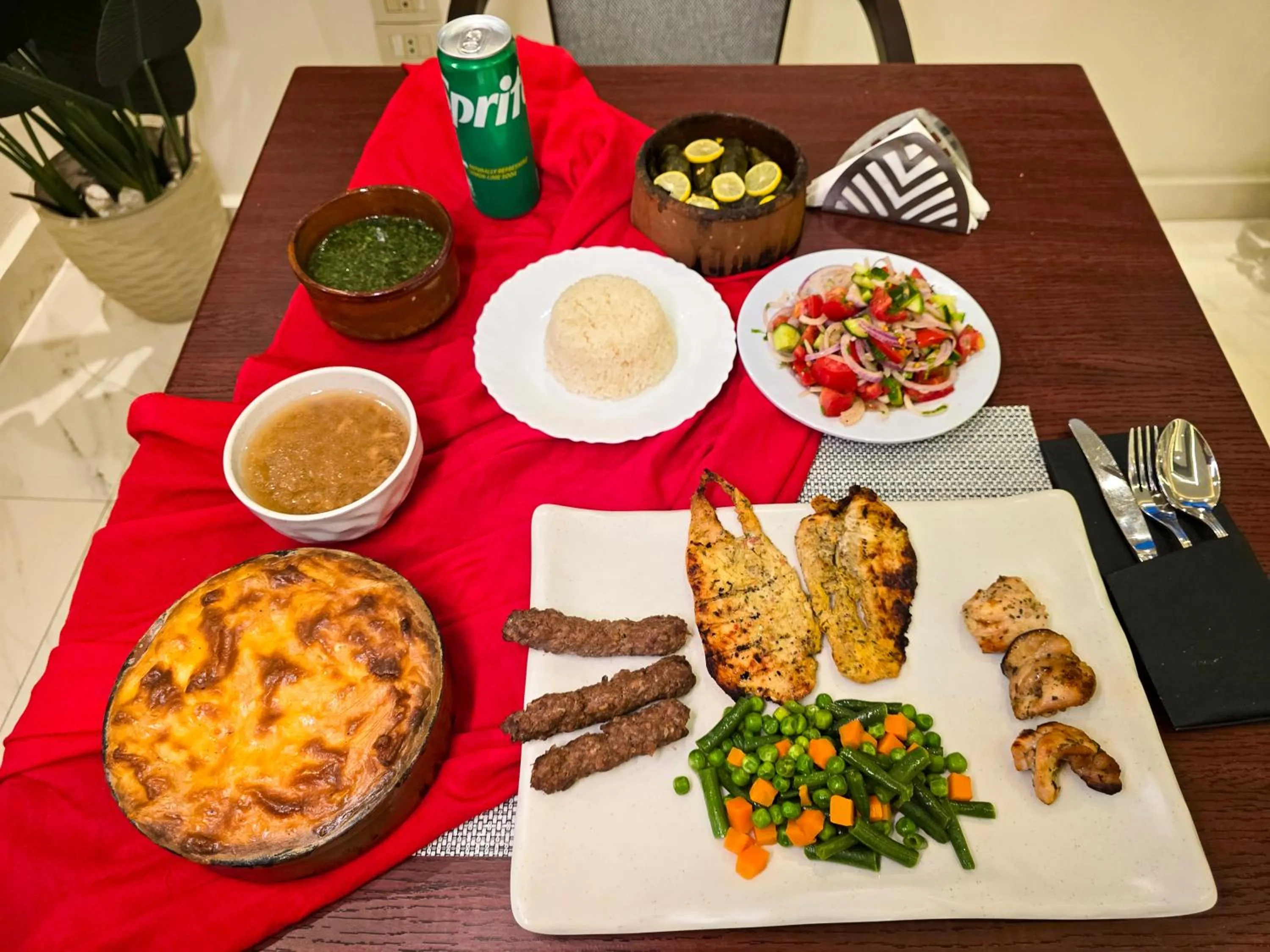 Food and drinks in Afnan Cairo Airport