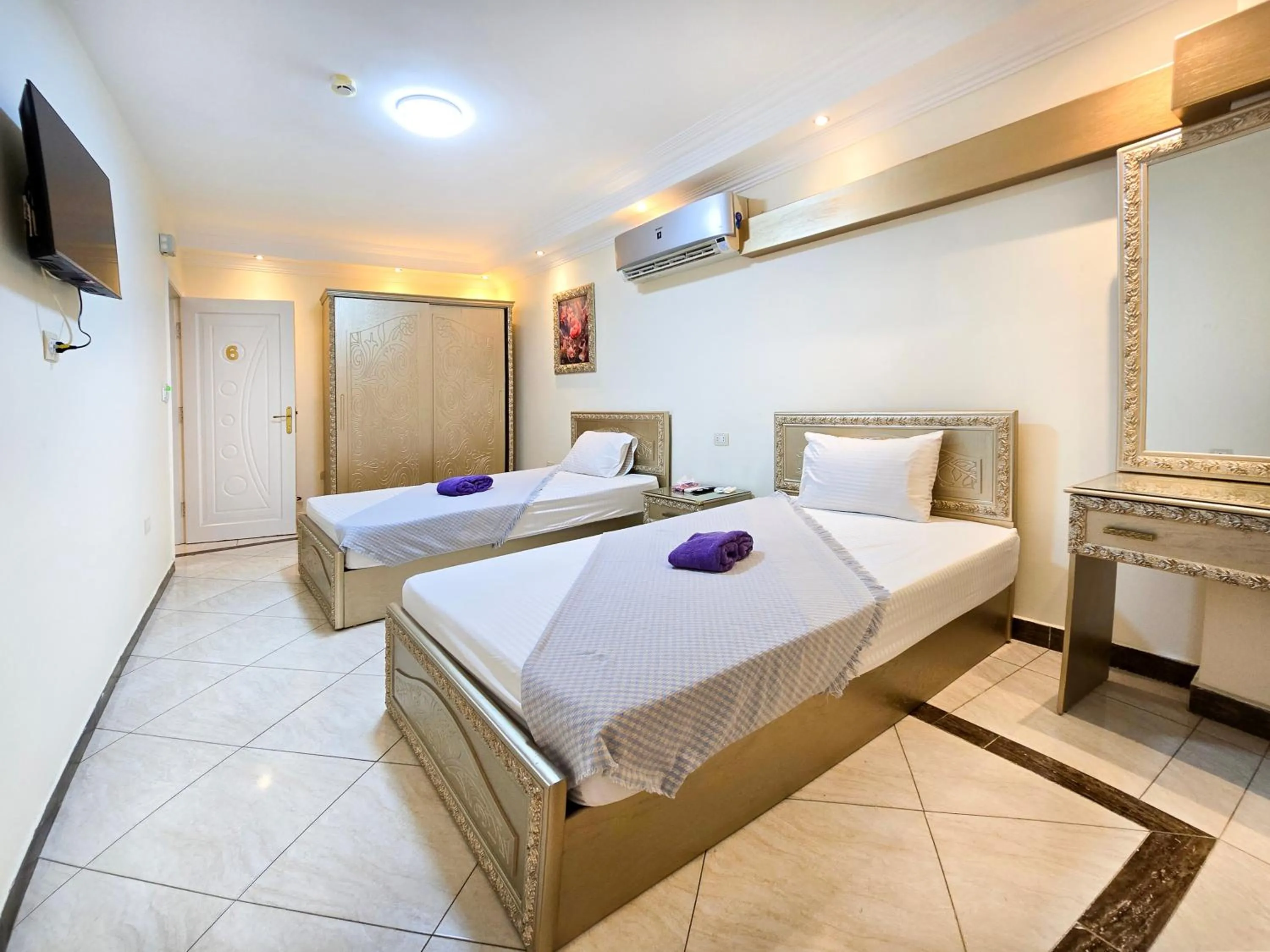 Bedroom, Bed in Afnan Cairo Airport