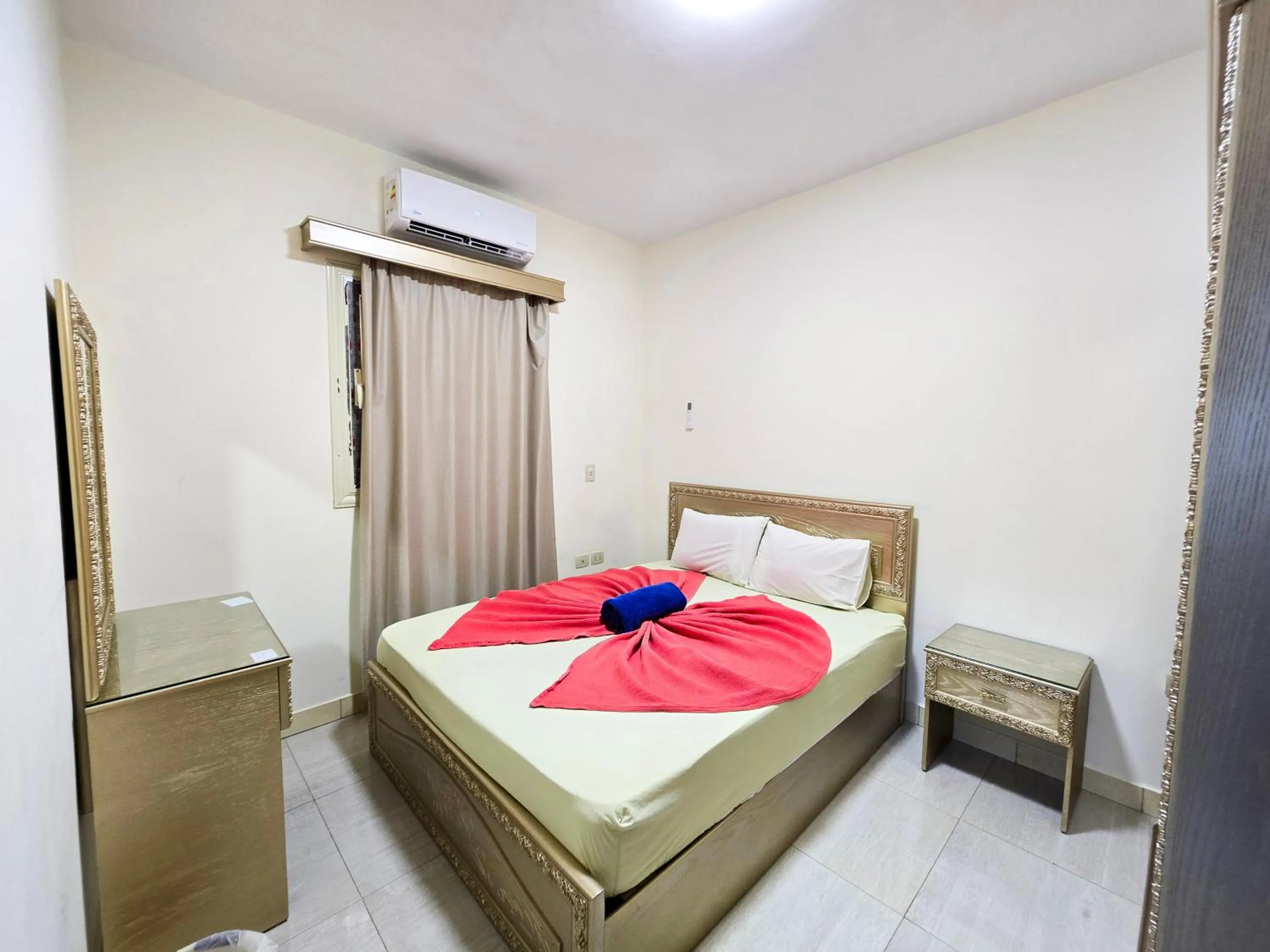 Bedroom, Bed in Afnan Cairo Airport