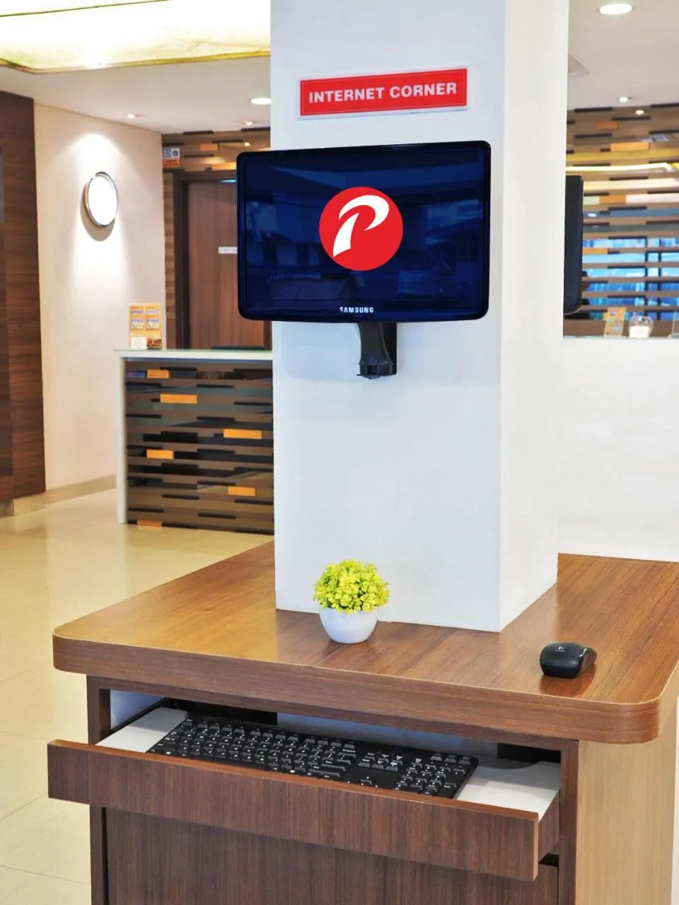 Lobby or reception in d'primahotel ITC Mangga Dua